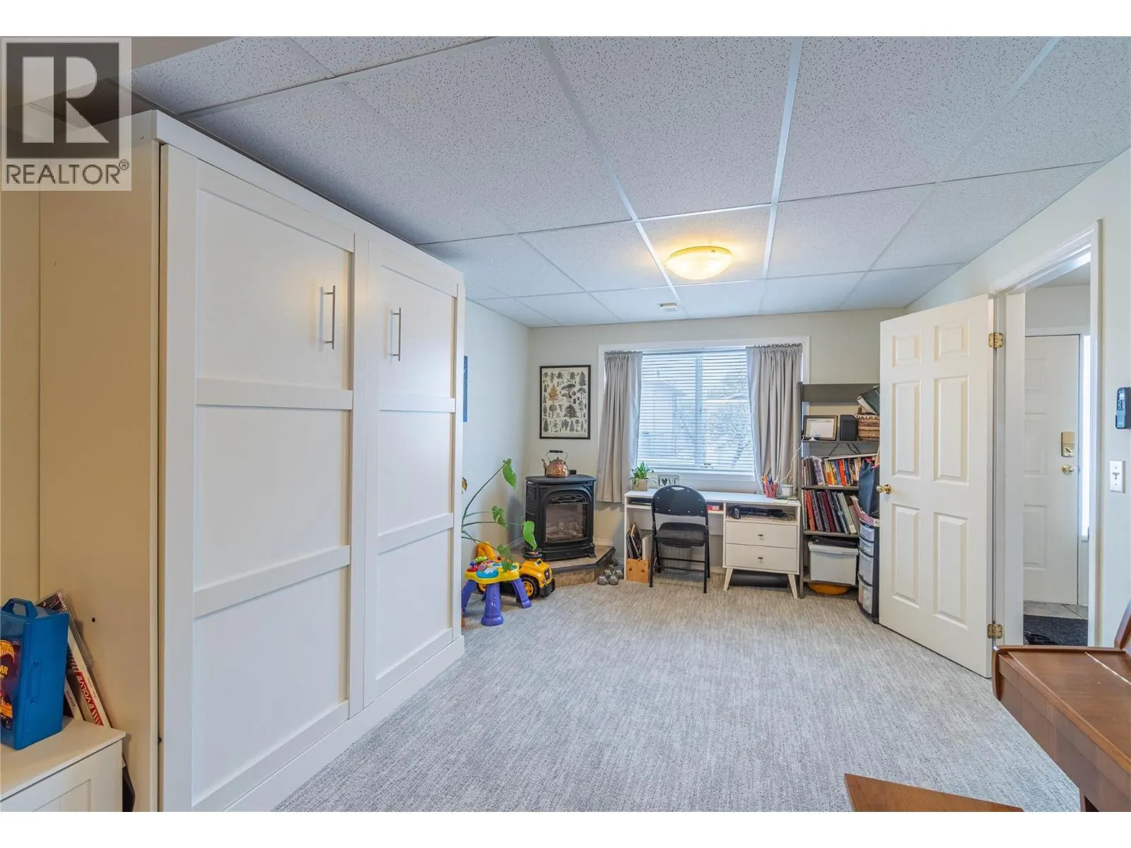 1950 BRAEVIEW Place Unit# 40