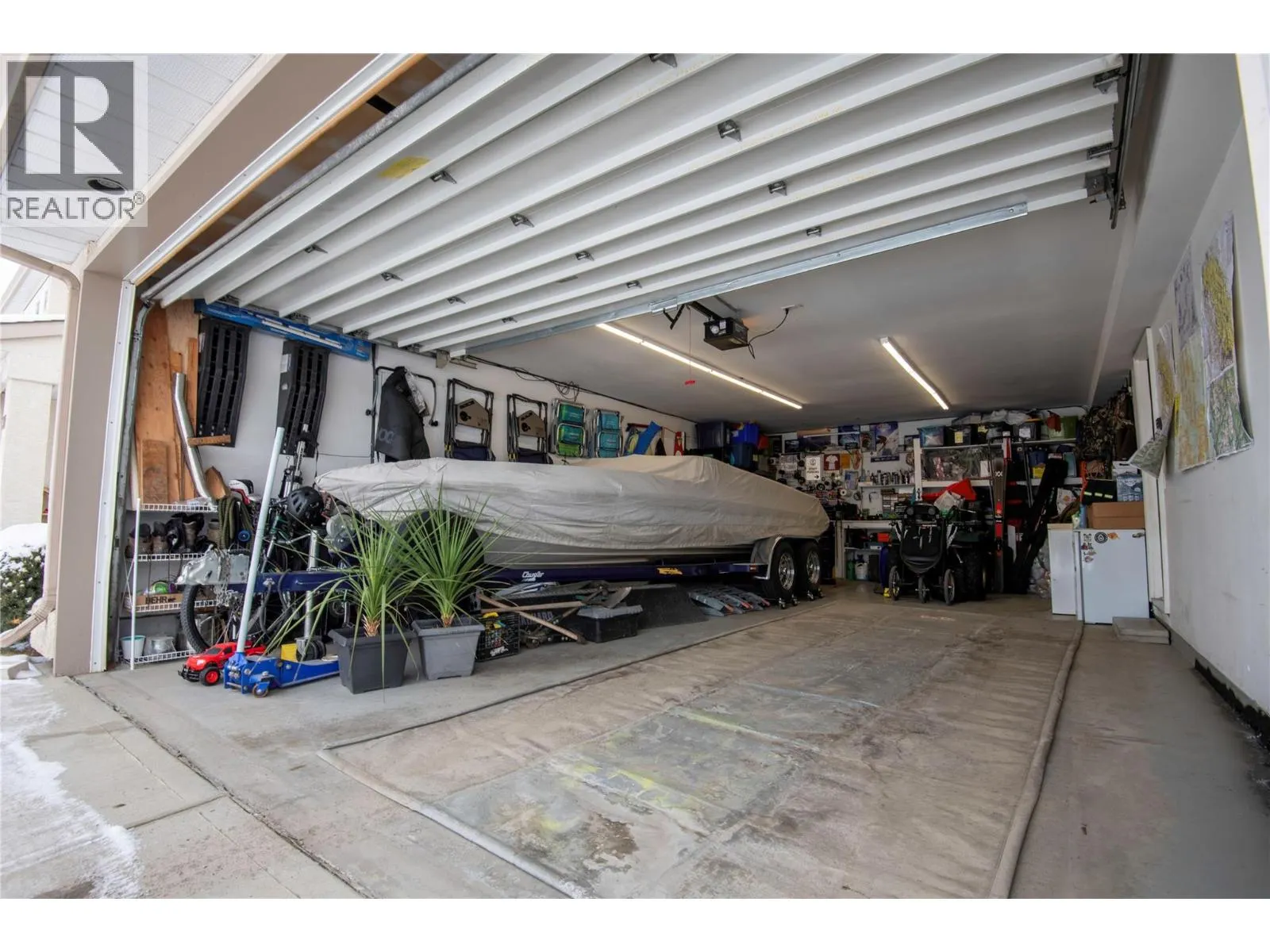 1950 BRAEVIEW Place Unit# 40