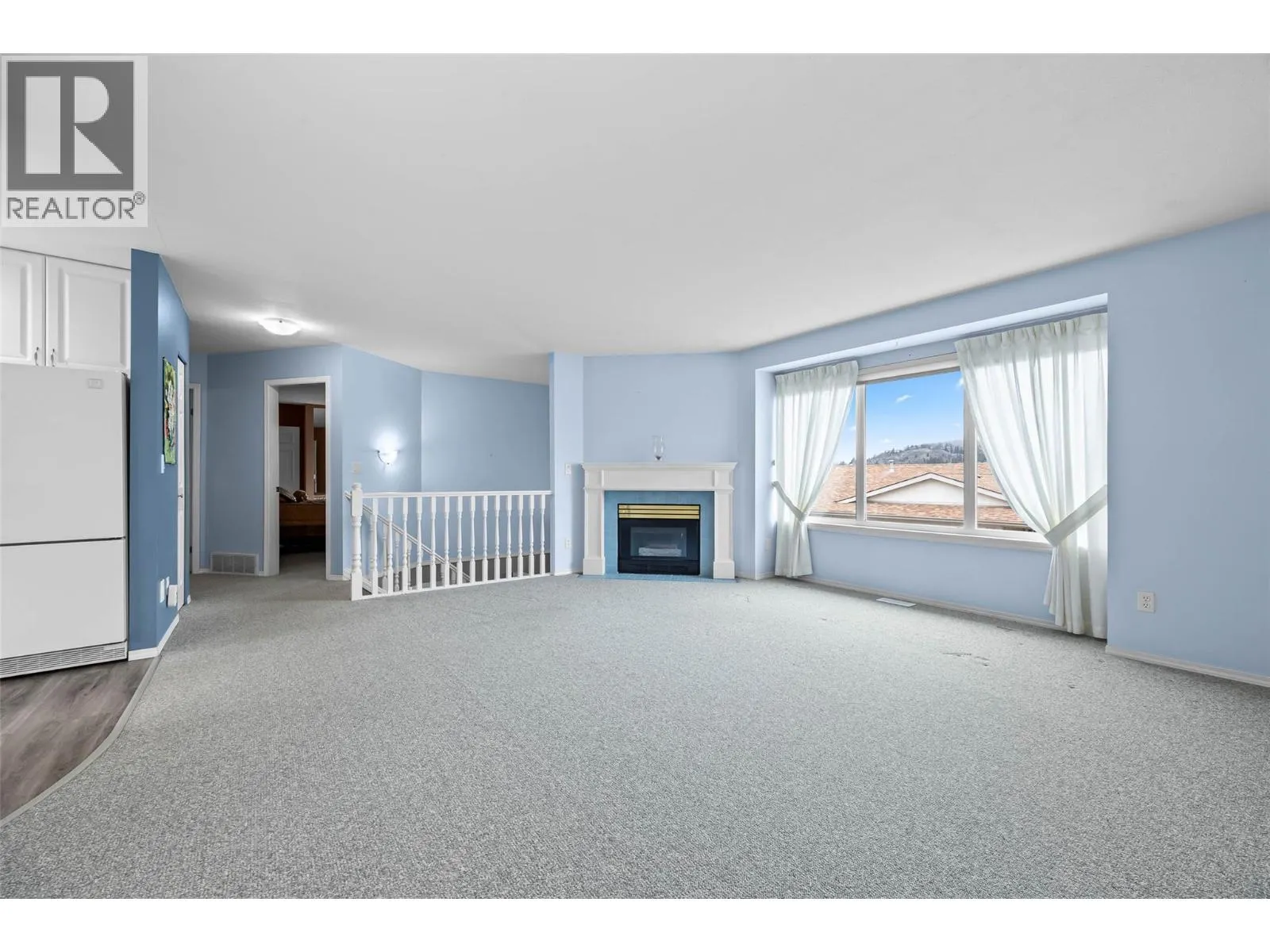 1950 BRAEVIEW Place Unit# 32