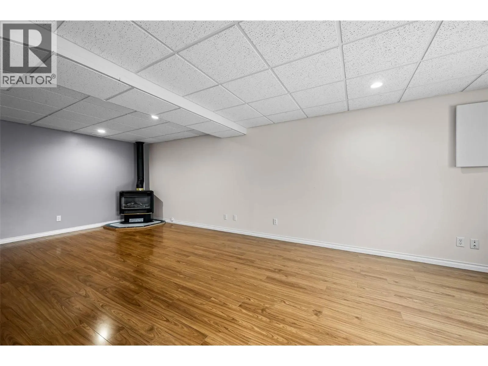 1950 BRAEVIEW Place Unit# 32
