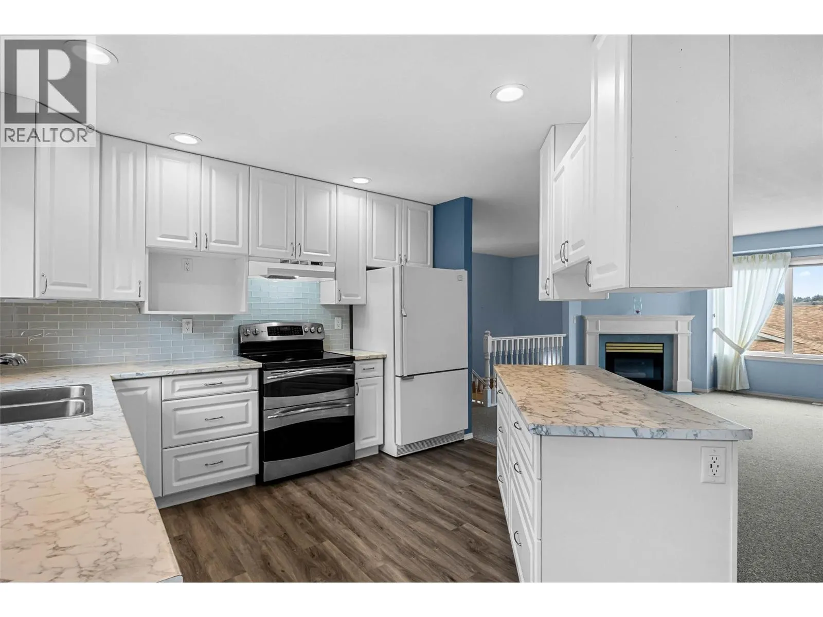 1950 BRAEVIEW Place Unit# 32