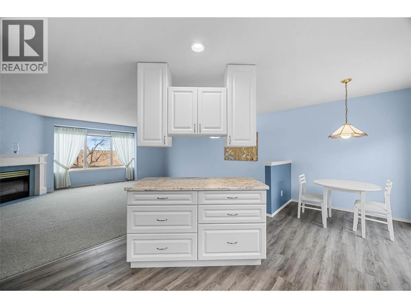 1950 BRAEVIEW Place Unit# 32