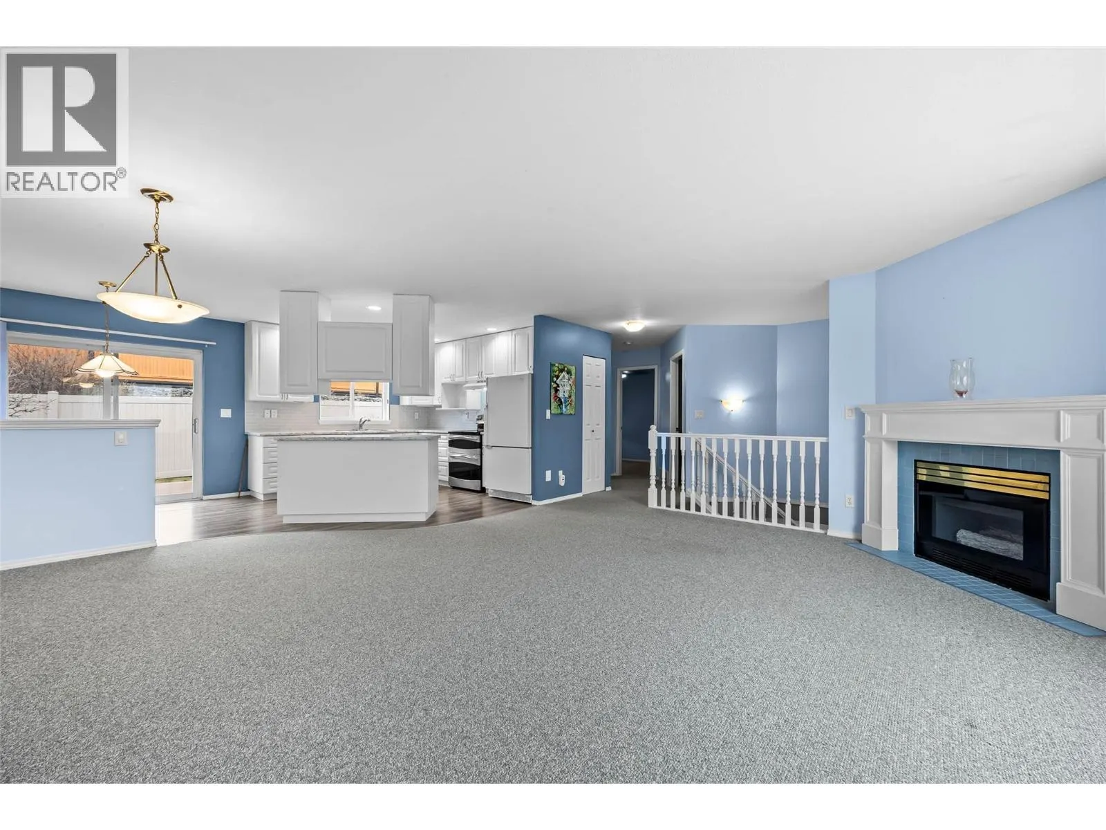 1950 BRAEVIEW Place Unit# 32