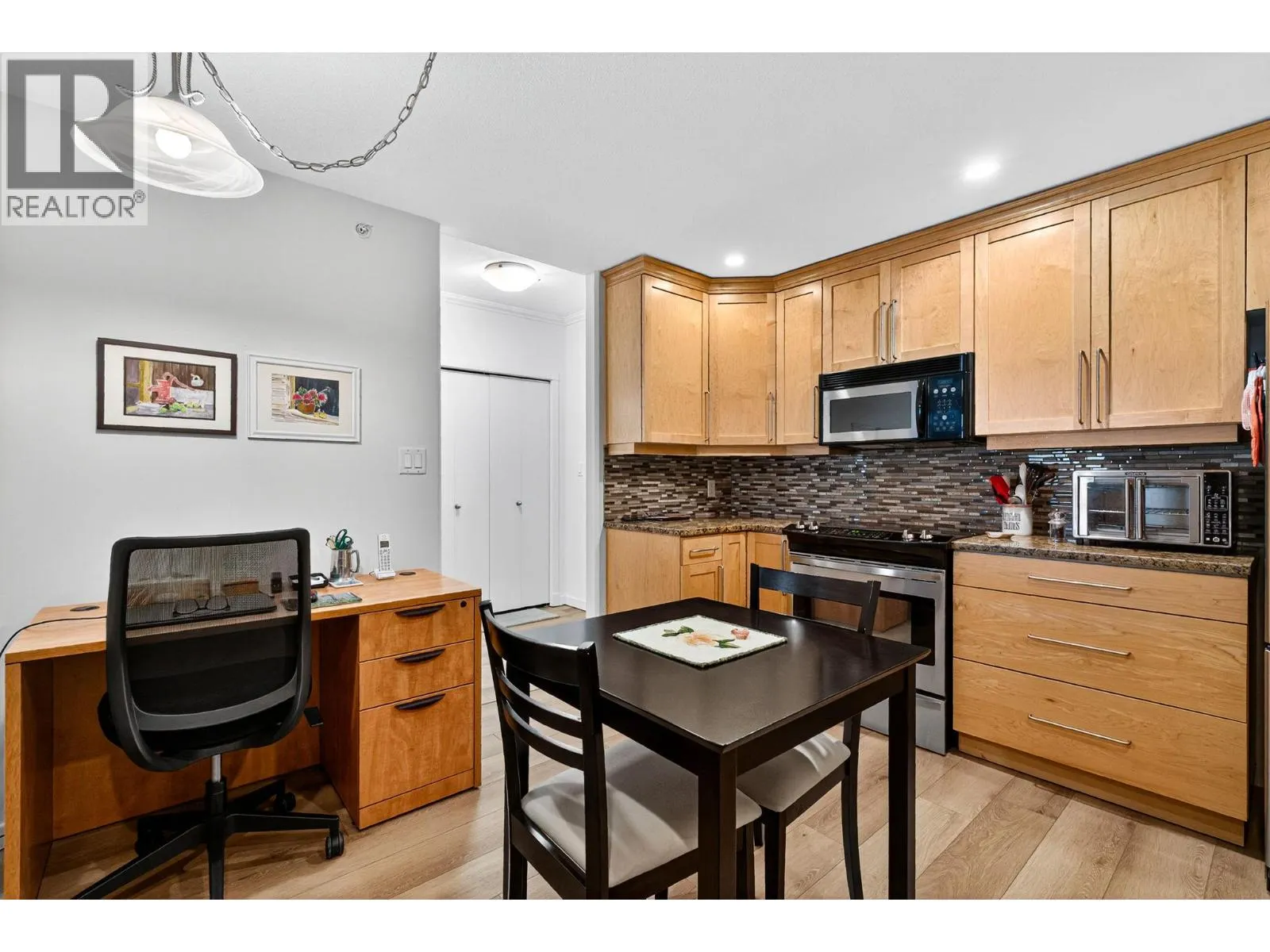 303 Whitman Road Unit# 406