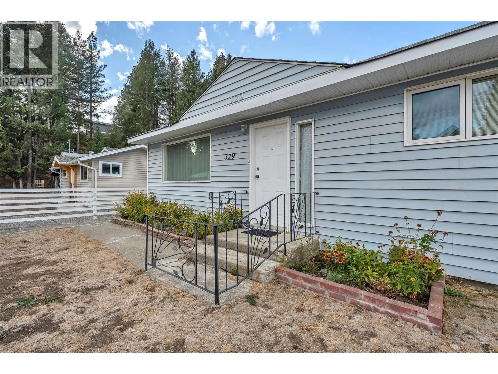 329 Billiter Avenue