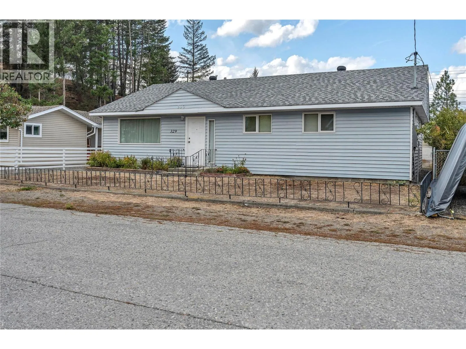329 Billiter Avenue