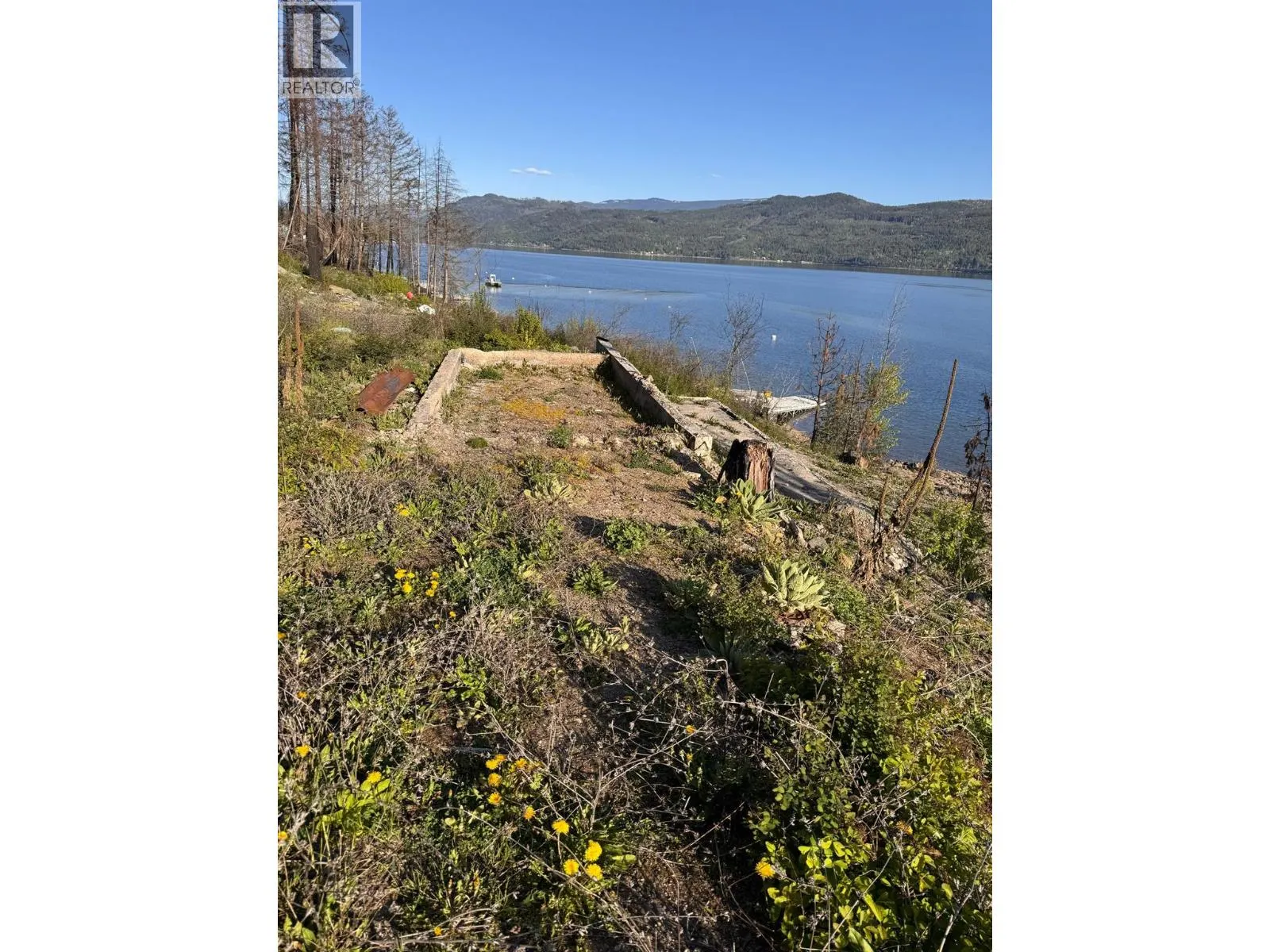 5022 Squilax-Anglemont Road