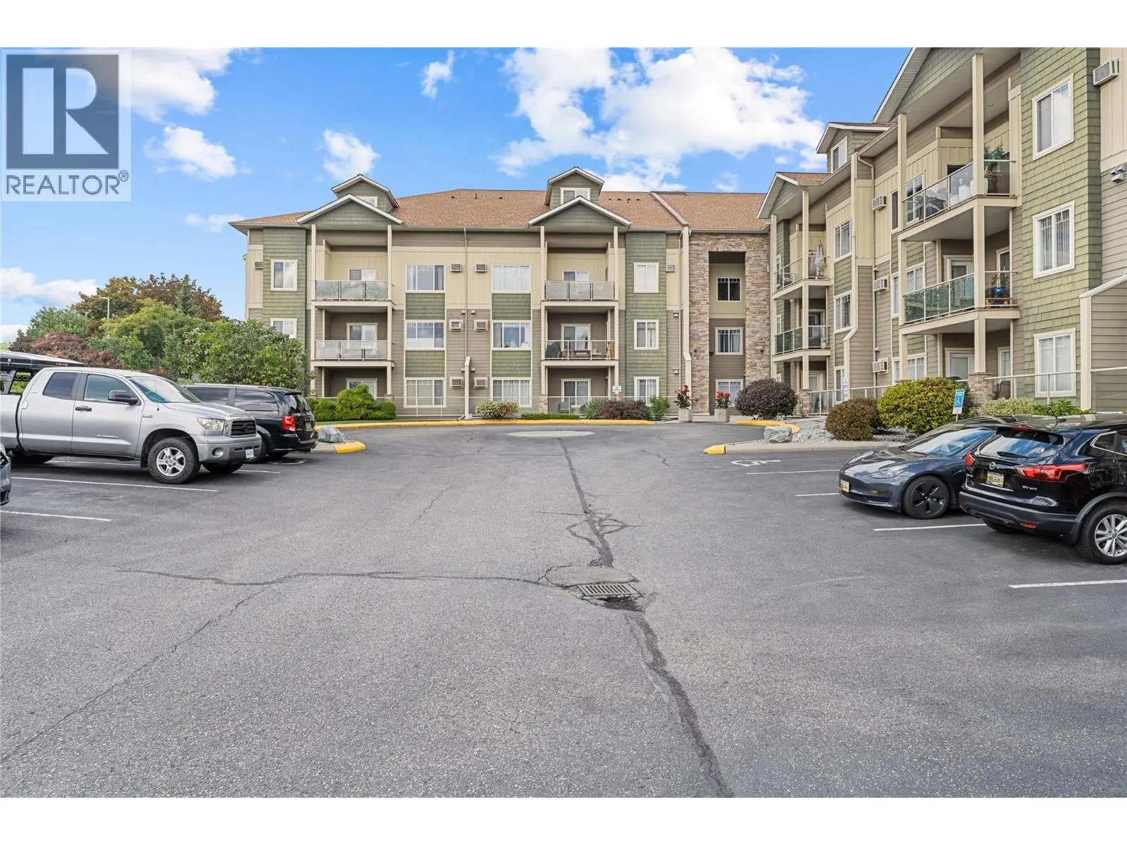 2120 Shannon Ridge Drive Unit# 302