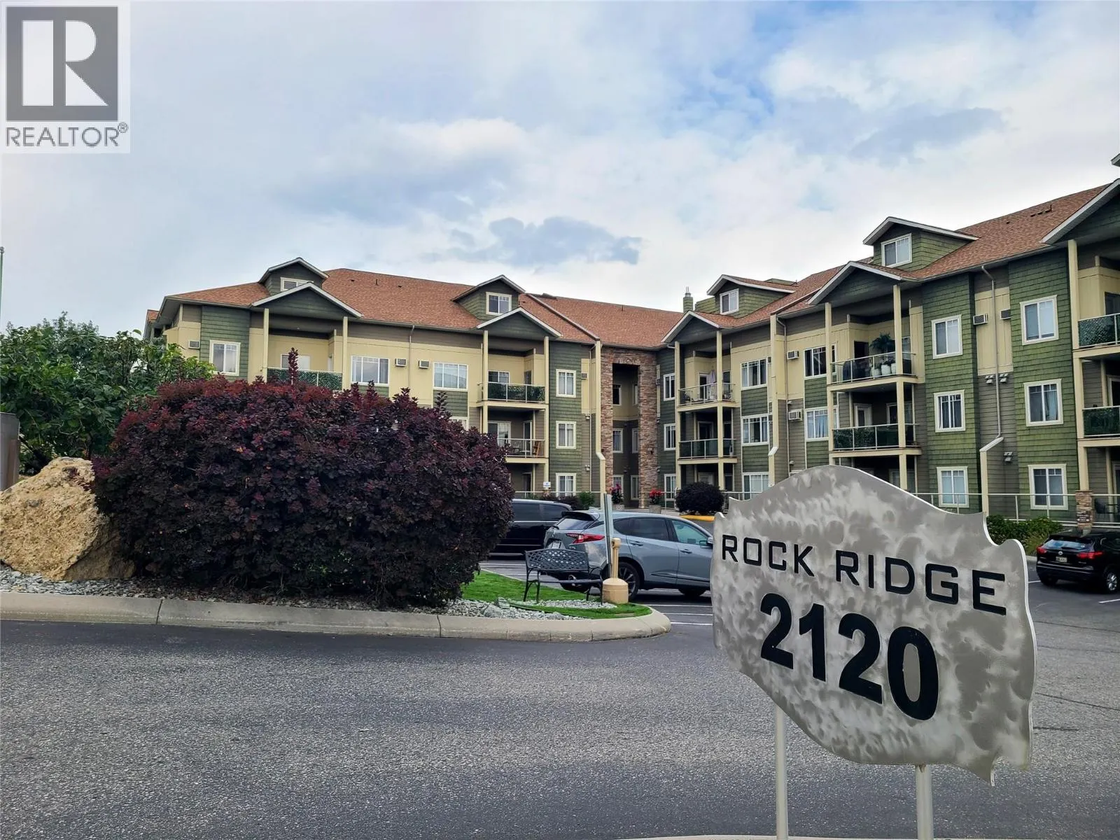2120 Shannon Ridge Drive Unit# 302