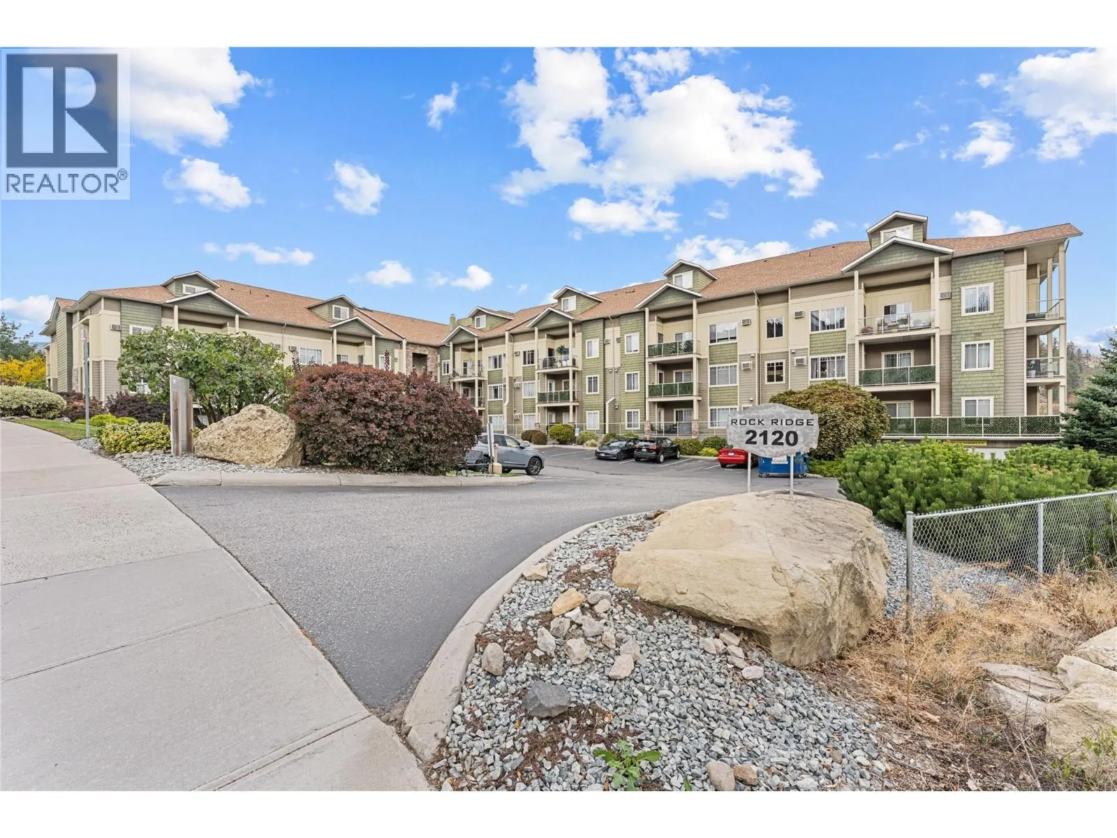 2120 Shannon Ridge Drive Unit# 302