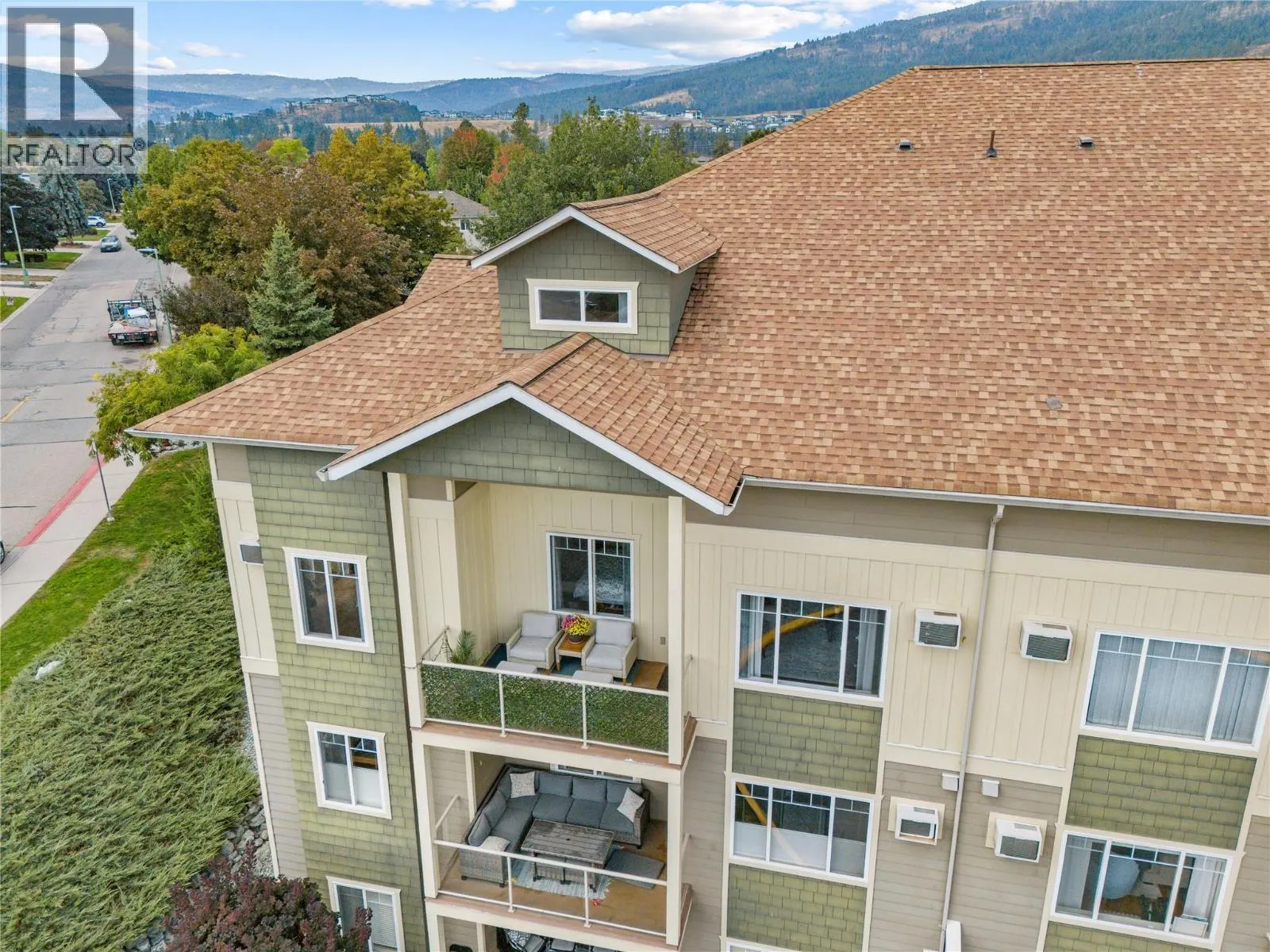 2120 Shannon Ridge Drive Unit# 302