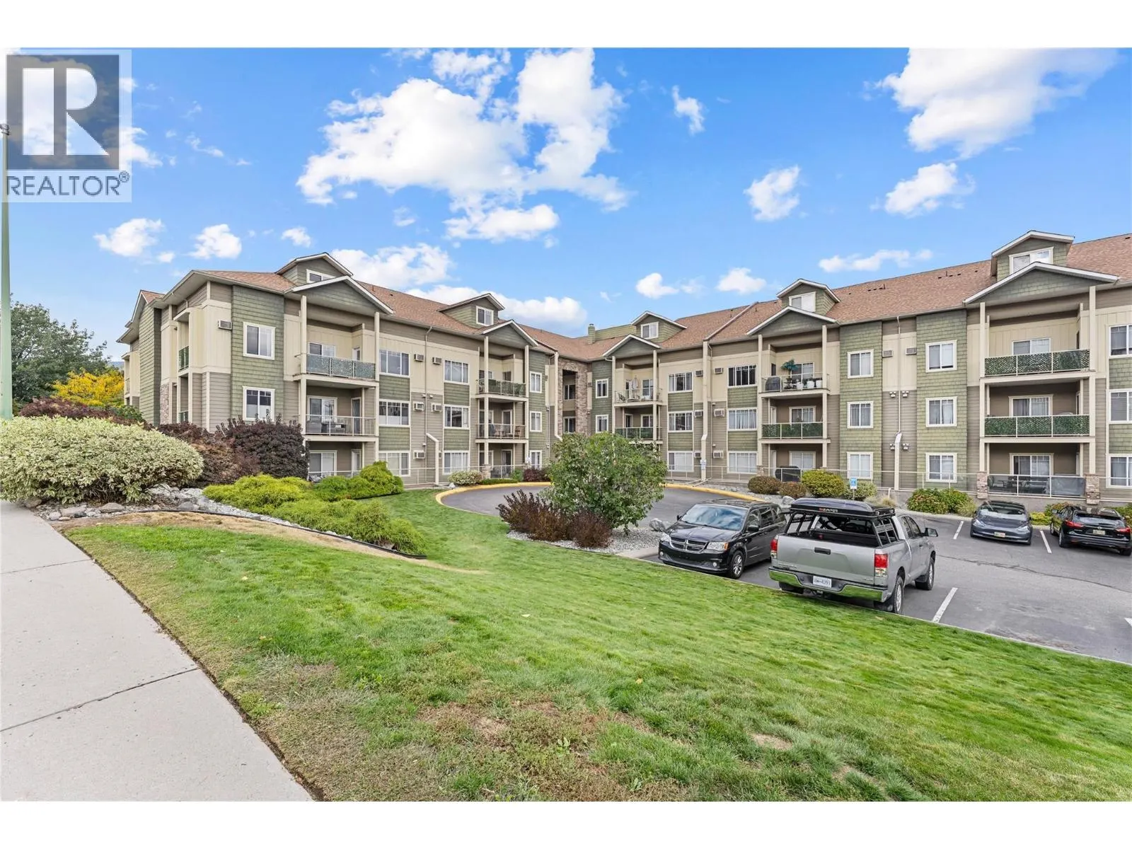 2120 Shannon Ridge Drive Unit# 302