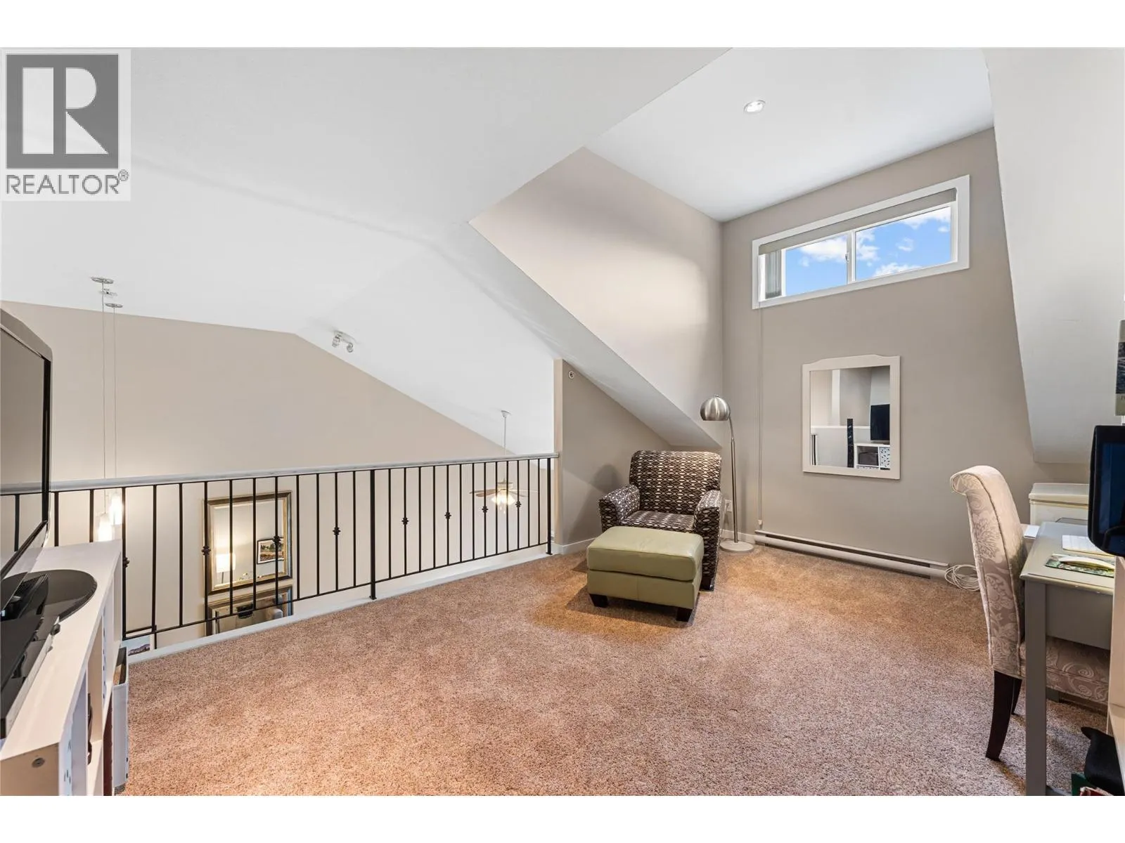 2120 Shannon Ridge Drive Unit# 302