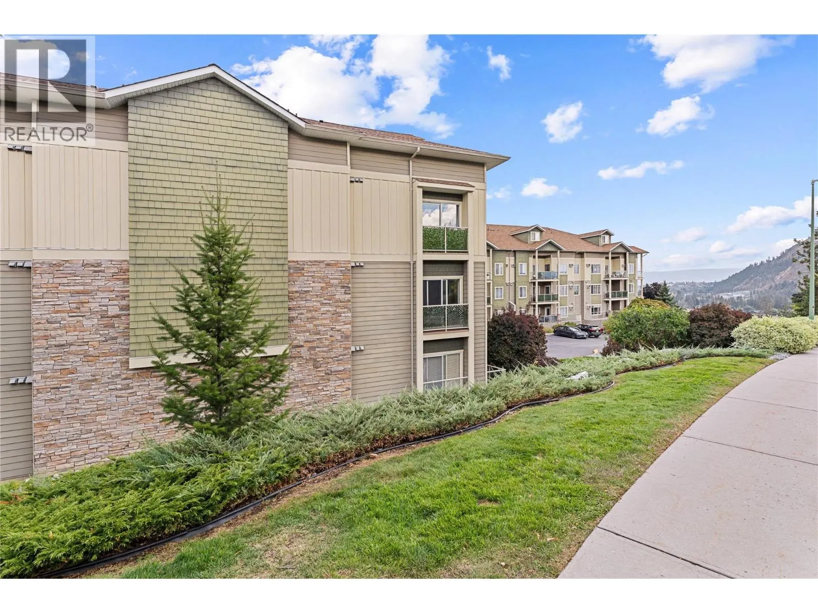 2120 Shannon Ridge Drive Unit# 302