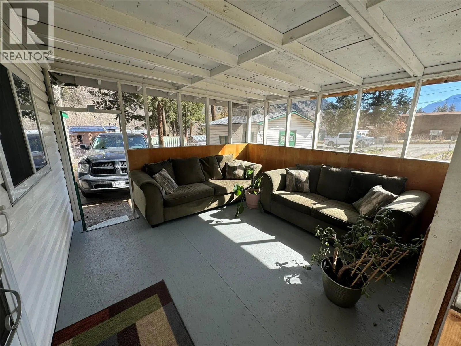 1483 Main Street
