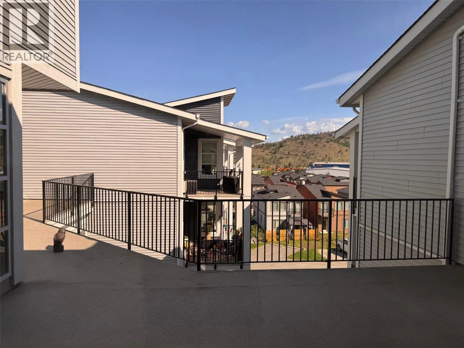 1880 HUGH ALLAN Drive Unit# 410