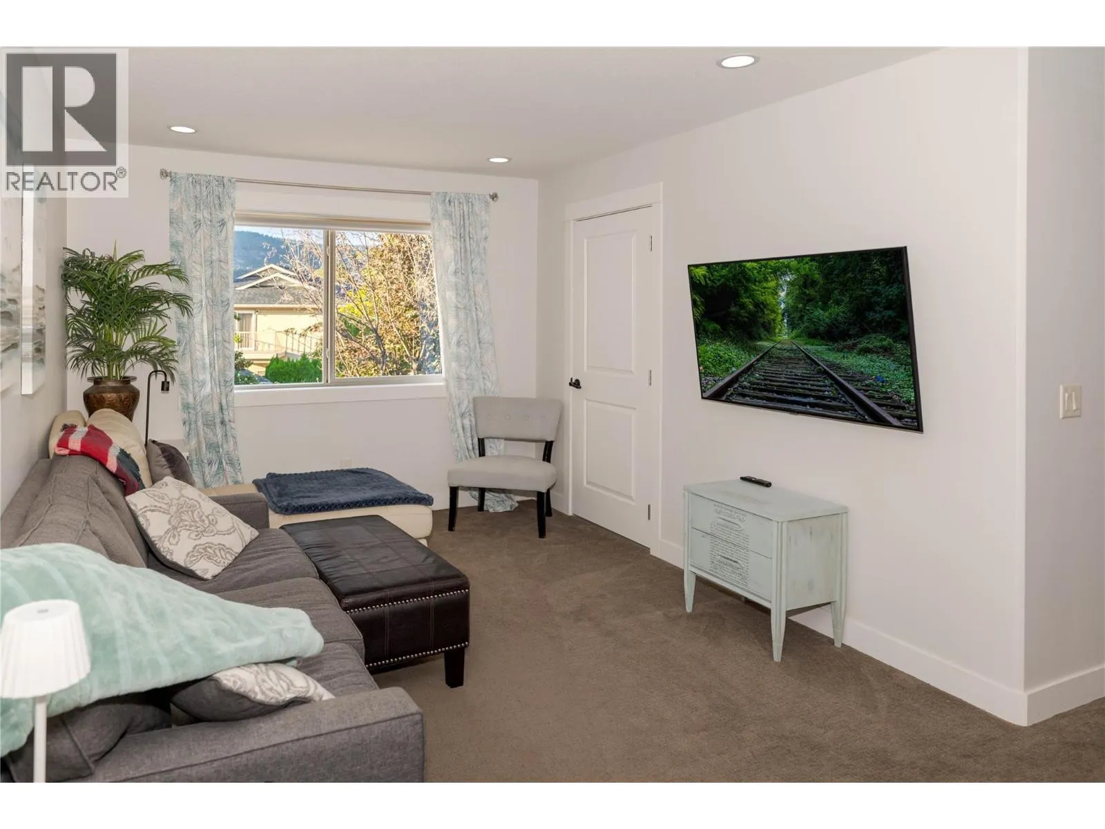 3350 Woodsdale Road Unit# 703