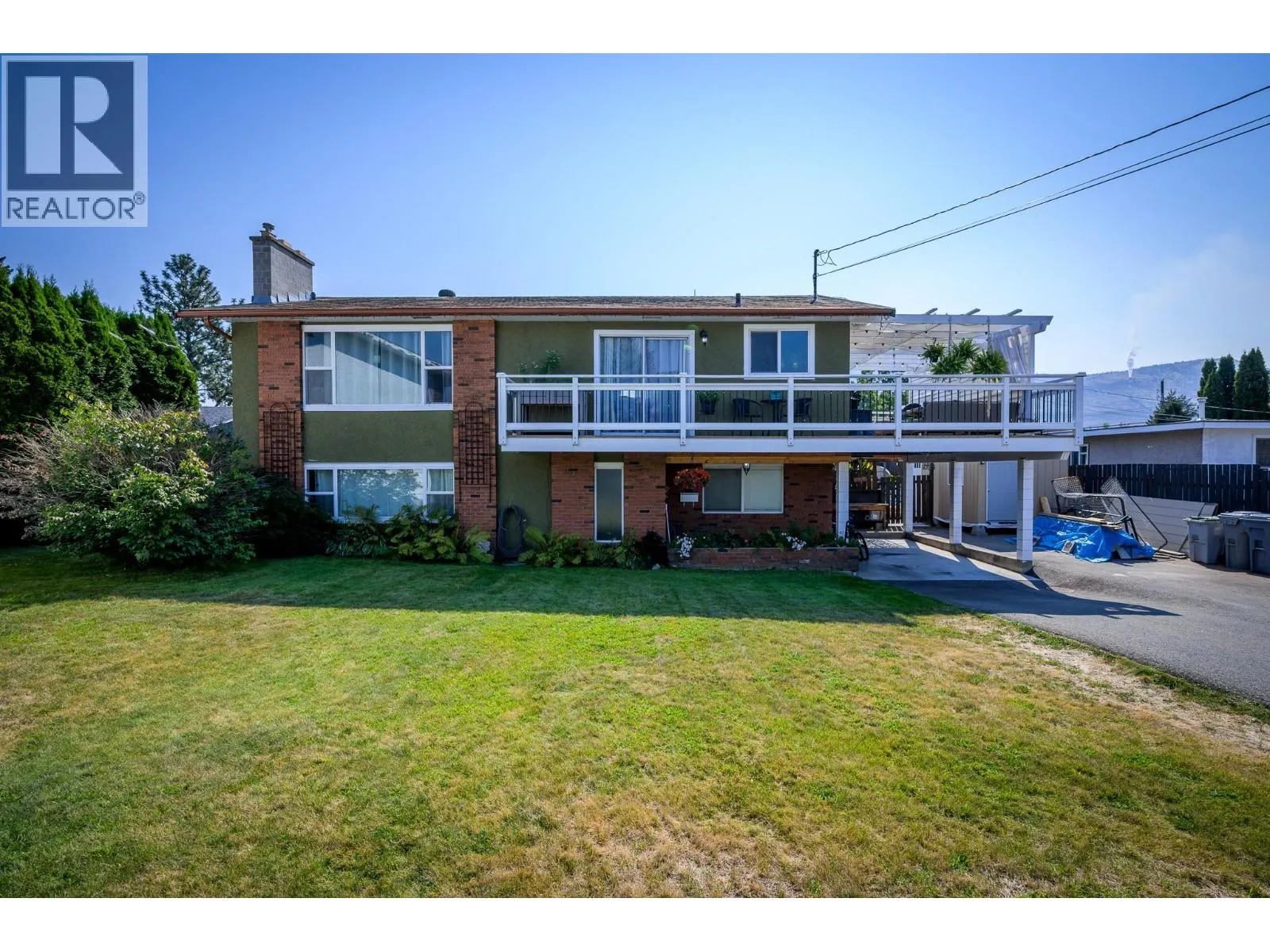 1795 DELNOR Crescent