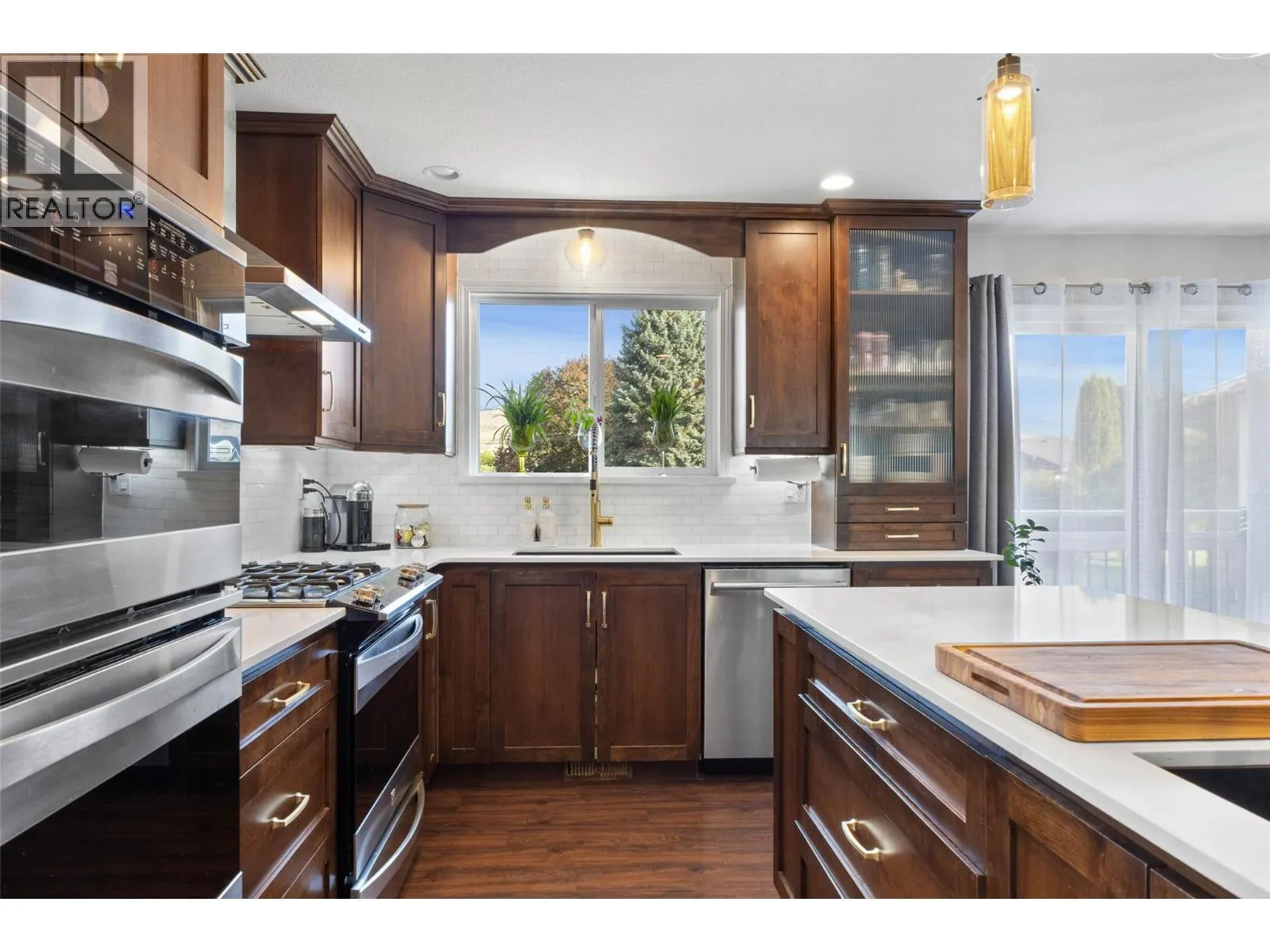 1795 DELNOR Crescent
