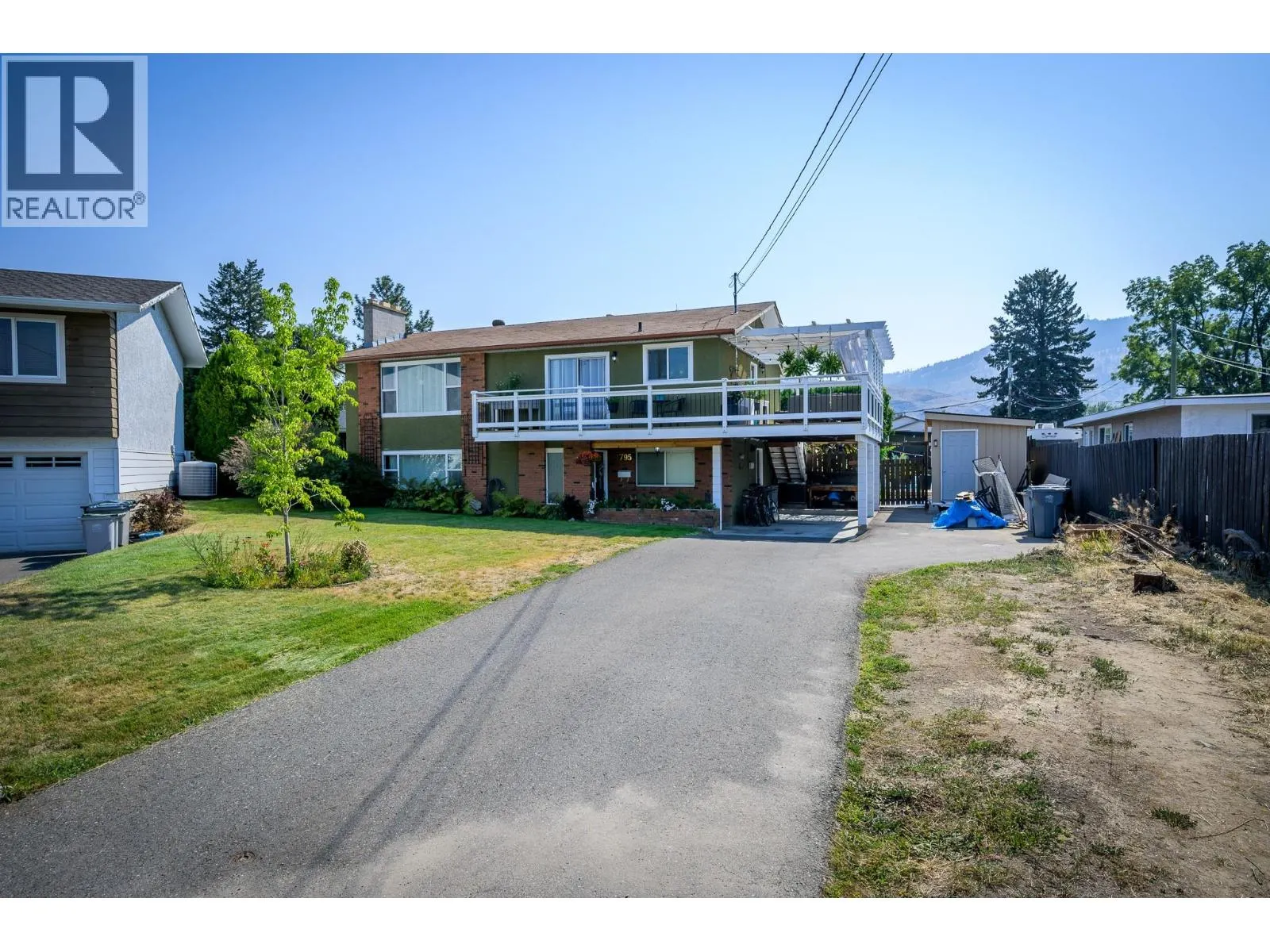 1795 DELNOR Crescent
