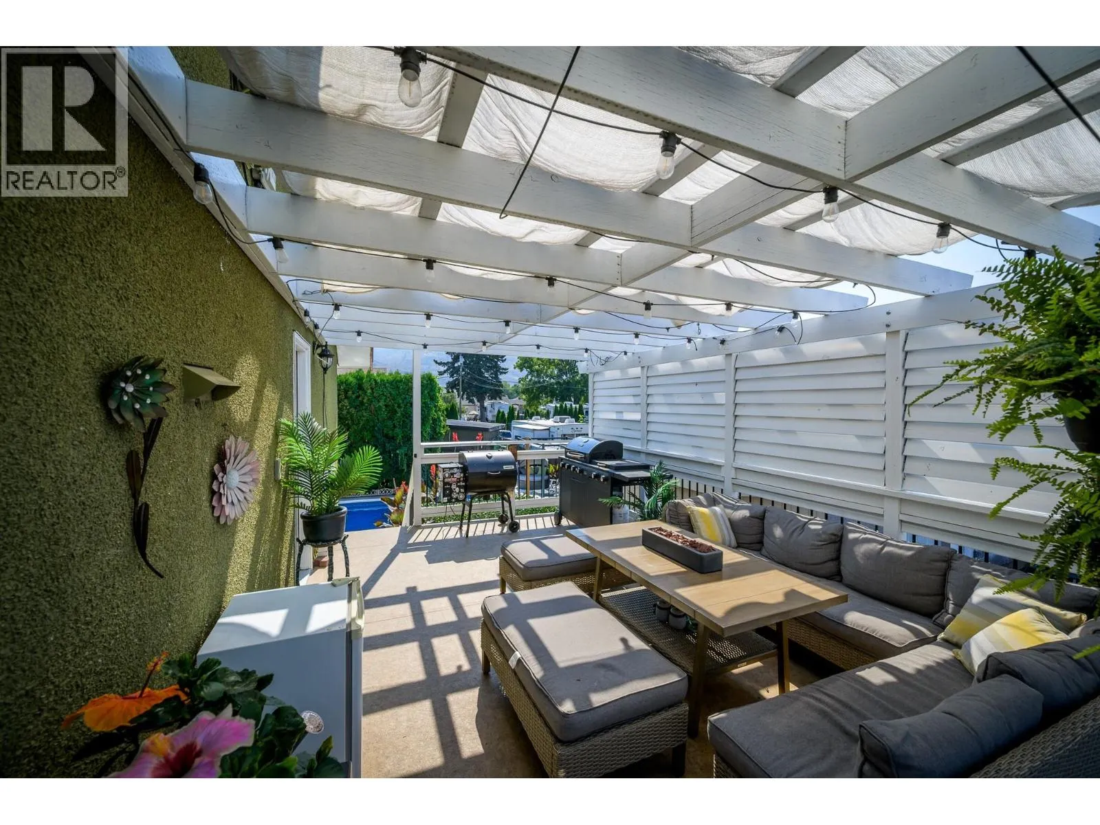 1795 DELNOR Crescent