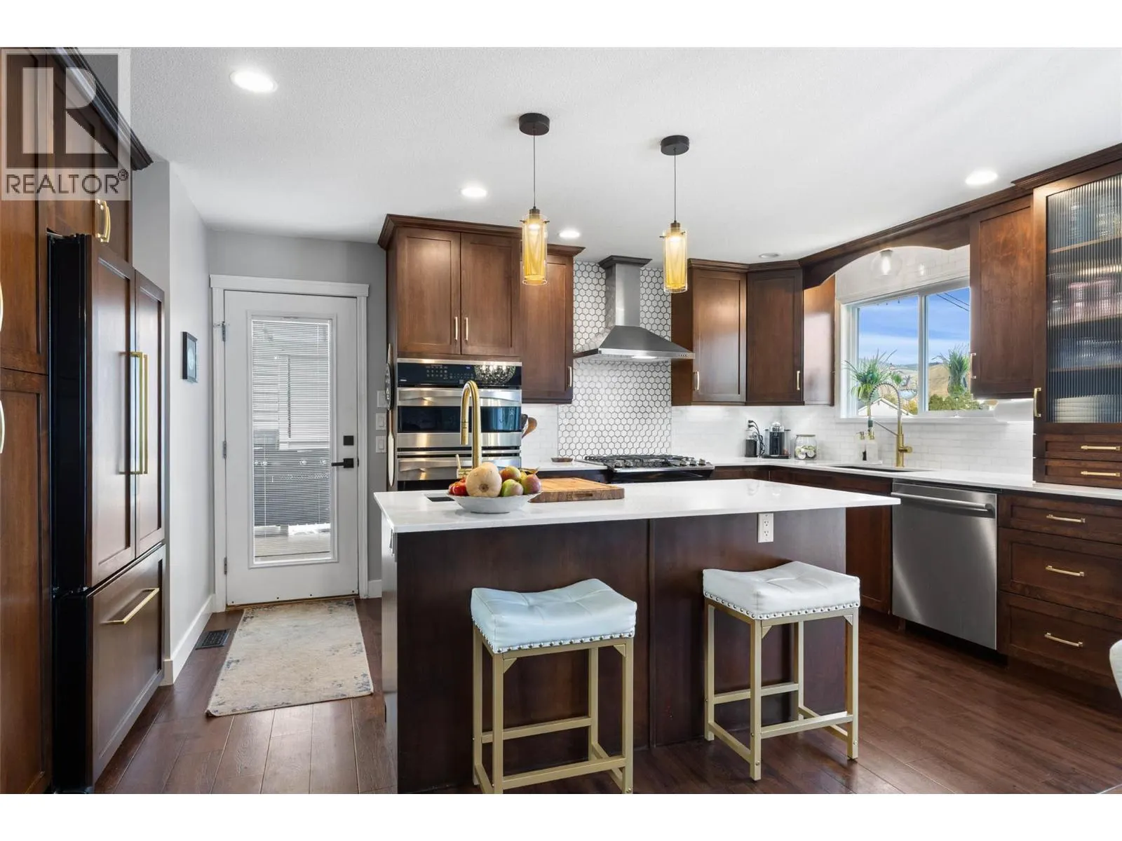 1795 DELNOR Crescent