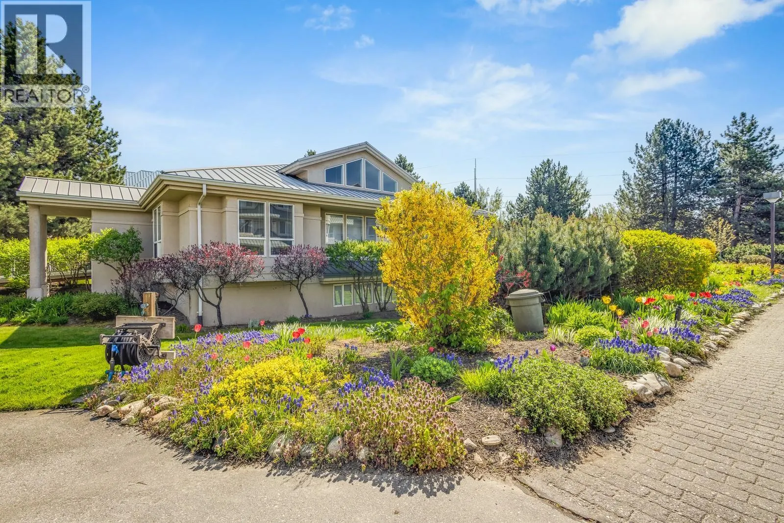 1961 Durnin Road Unit# 306