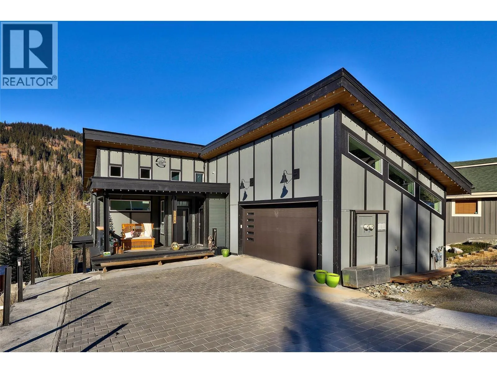 2418 Fairways Drive