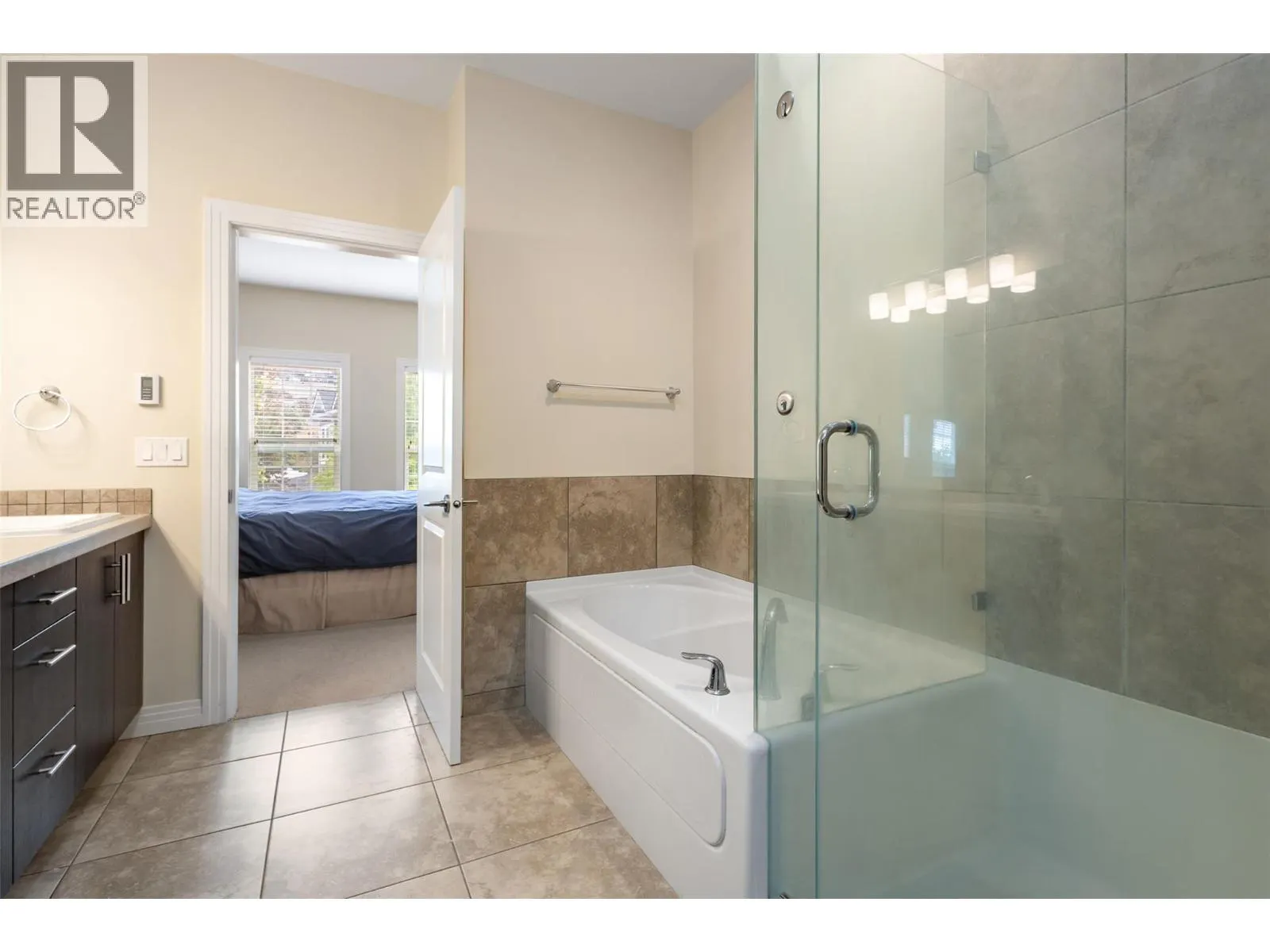 328 Providence Avenue Unit# 6