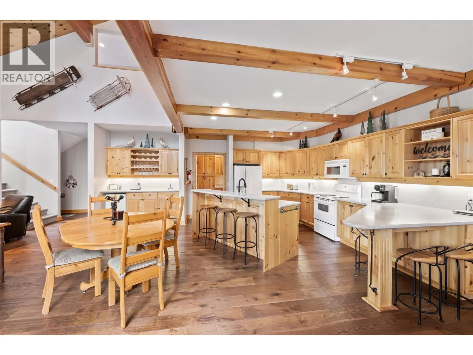 5946 Snow Pines Crescent Unit# A