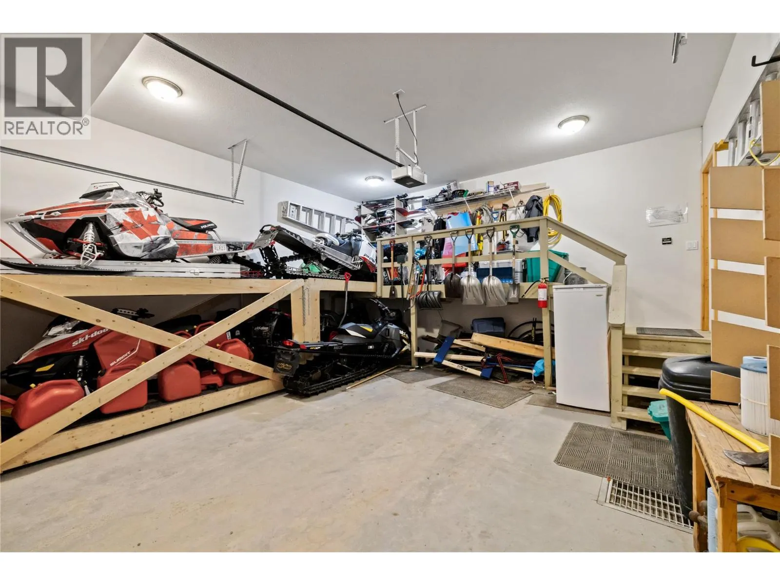 5946 Snow Pines Crescent Unit# A