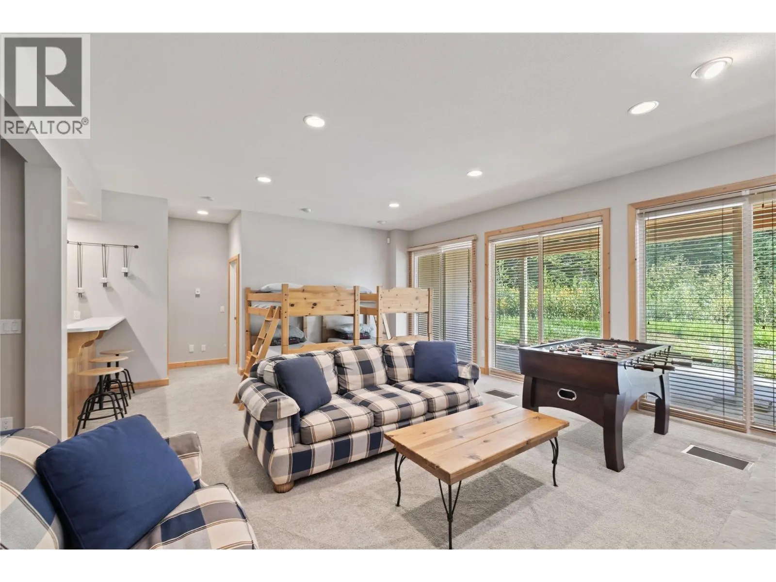5946 Snow Pines Crescent Unit# A