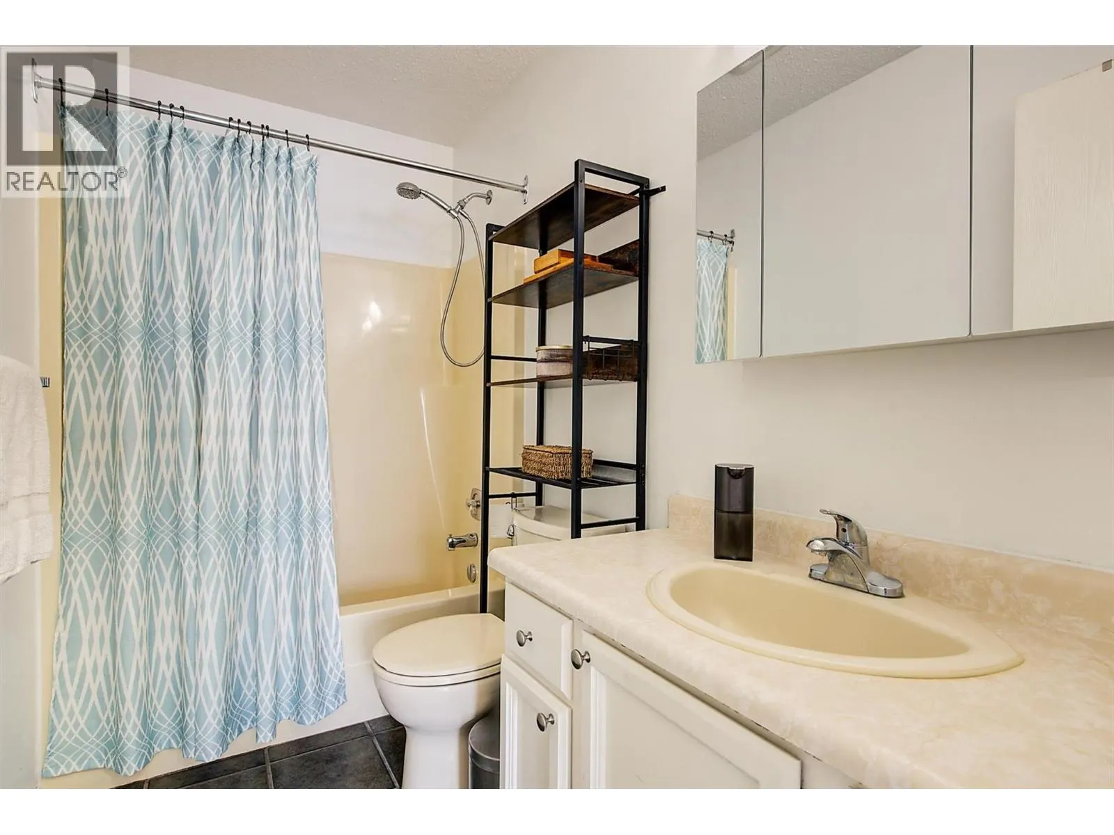 3000 Richter Street Unit# 18