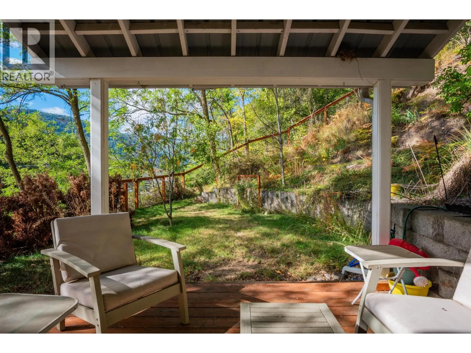 3301 LABURNUM Drive