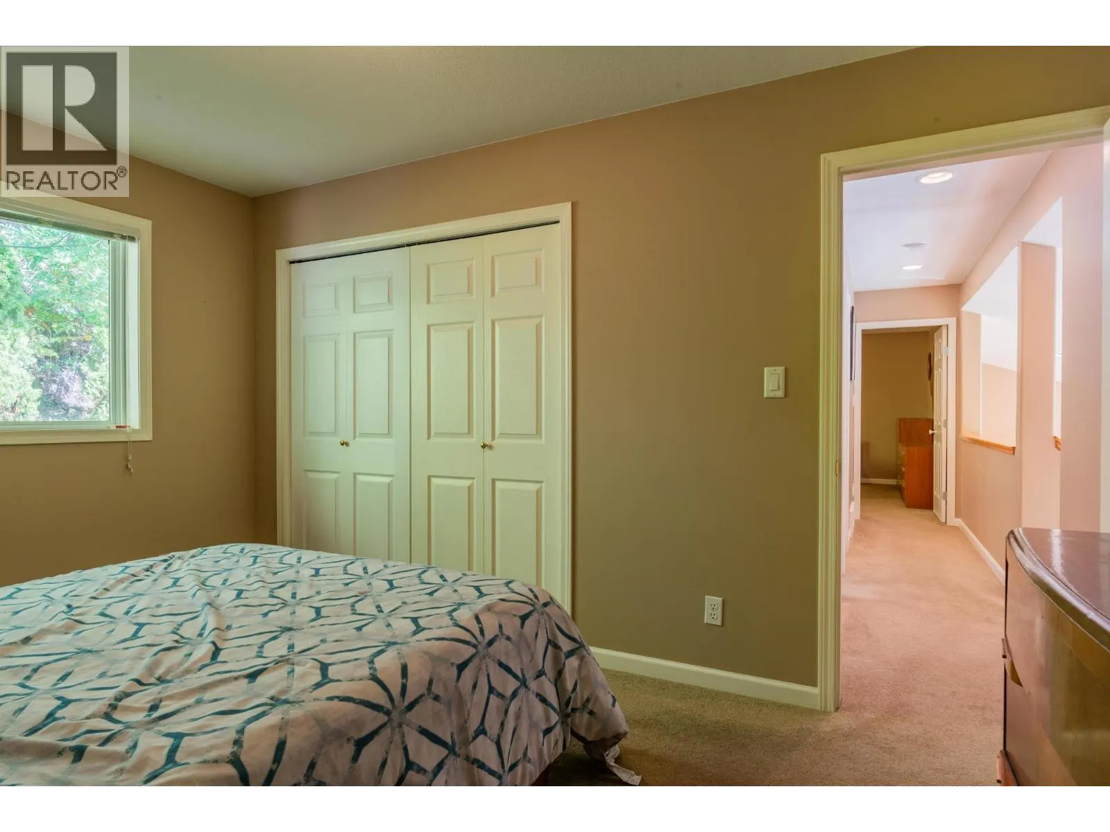 3301 LABURNUM Drive