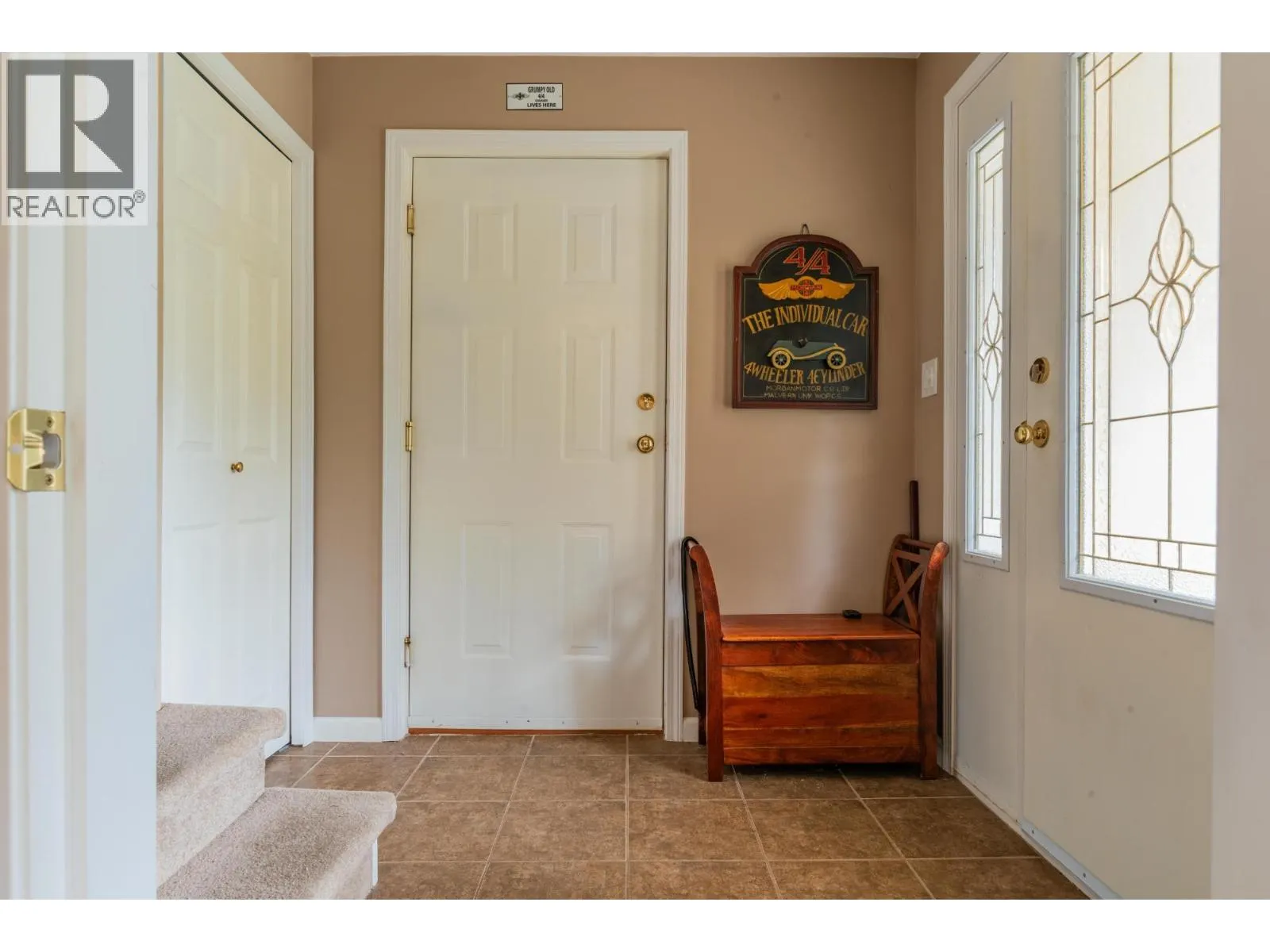 3301 LABURNUM Drive