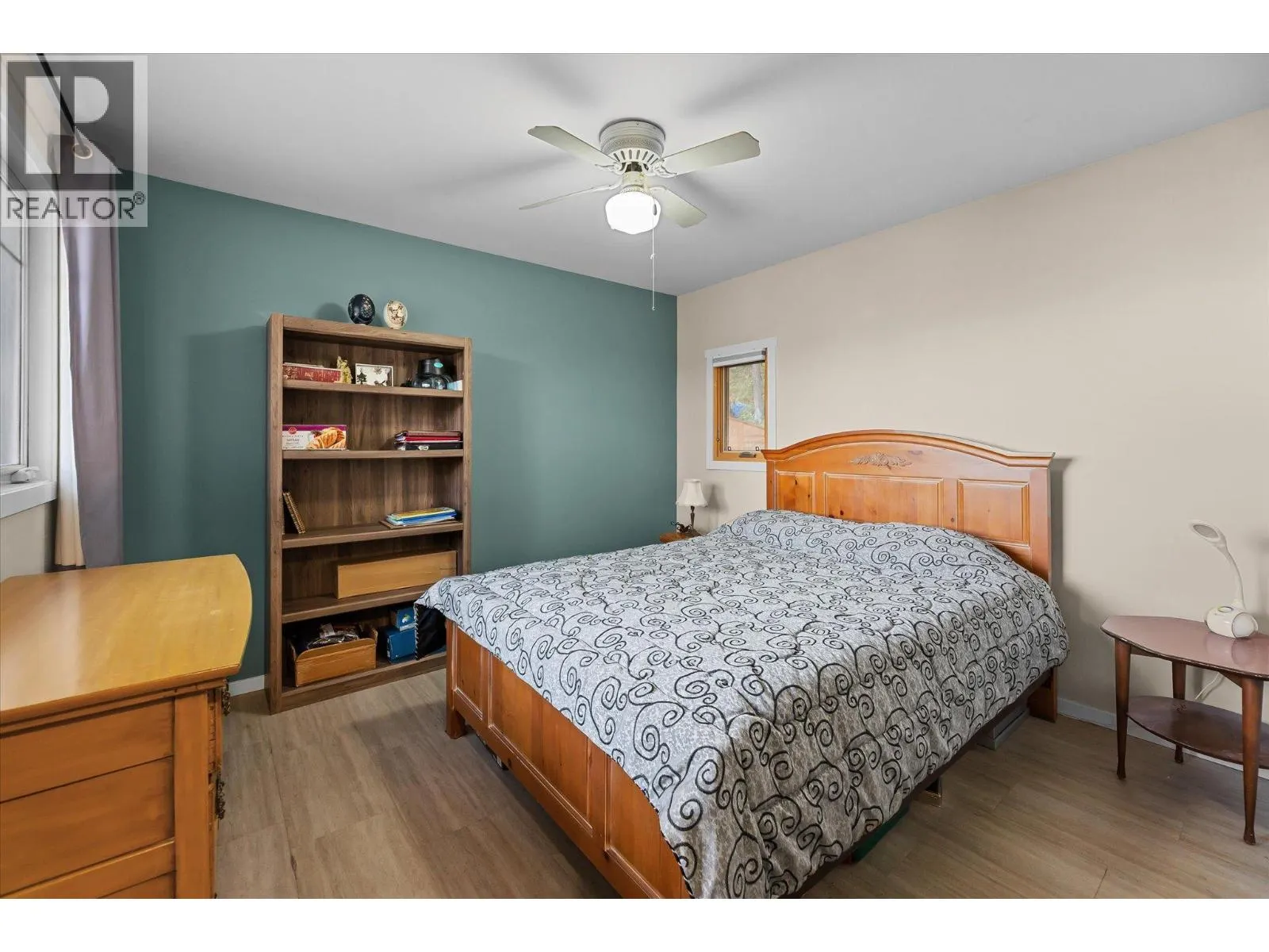 1644 SCOTT Crescent
