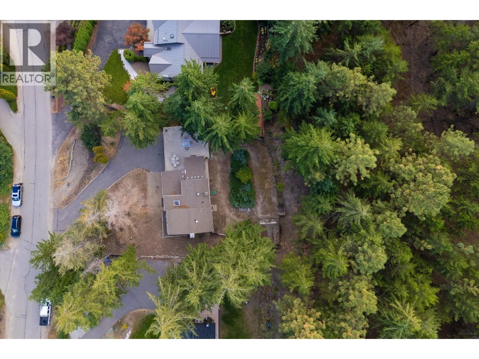 1644 SCOTT Crescent