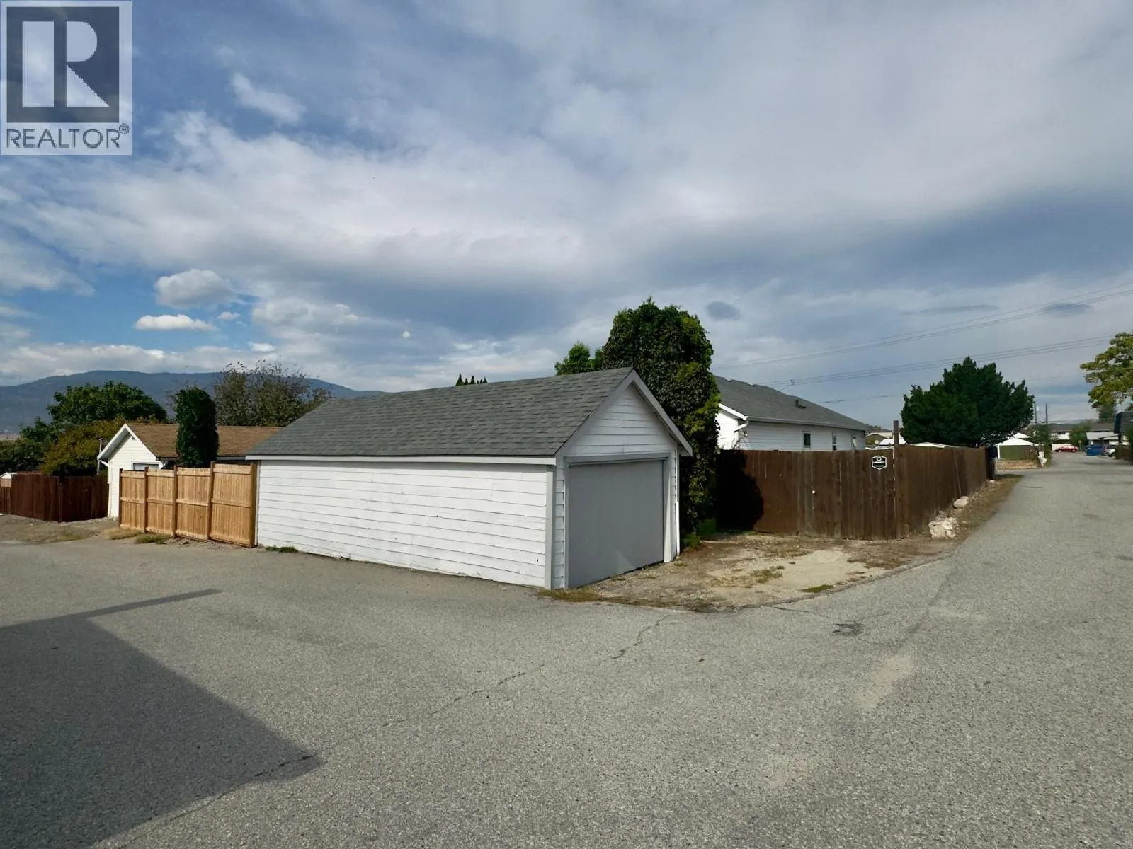584 Edna Avenue