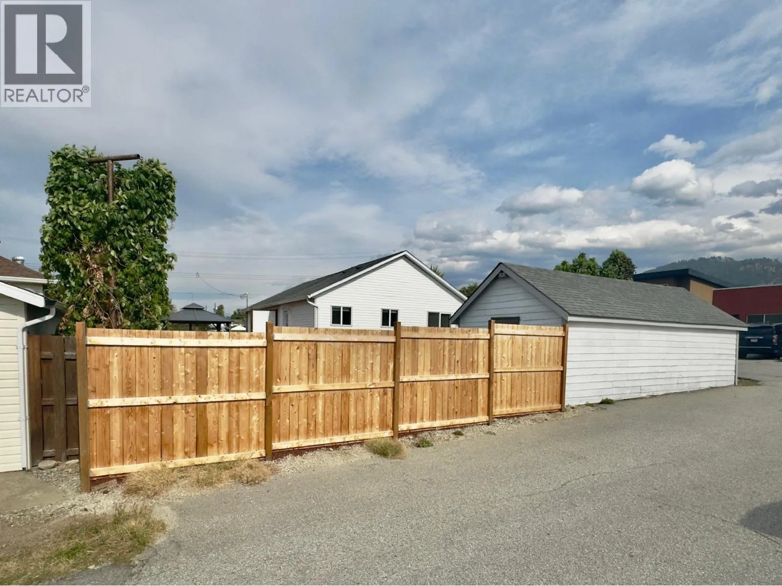 584 Edna Avenue