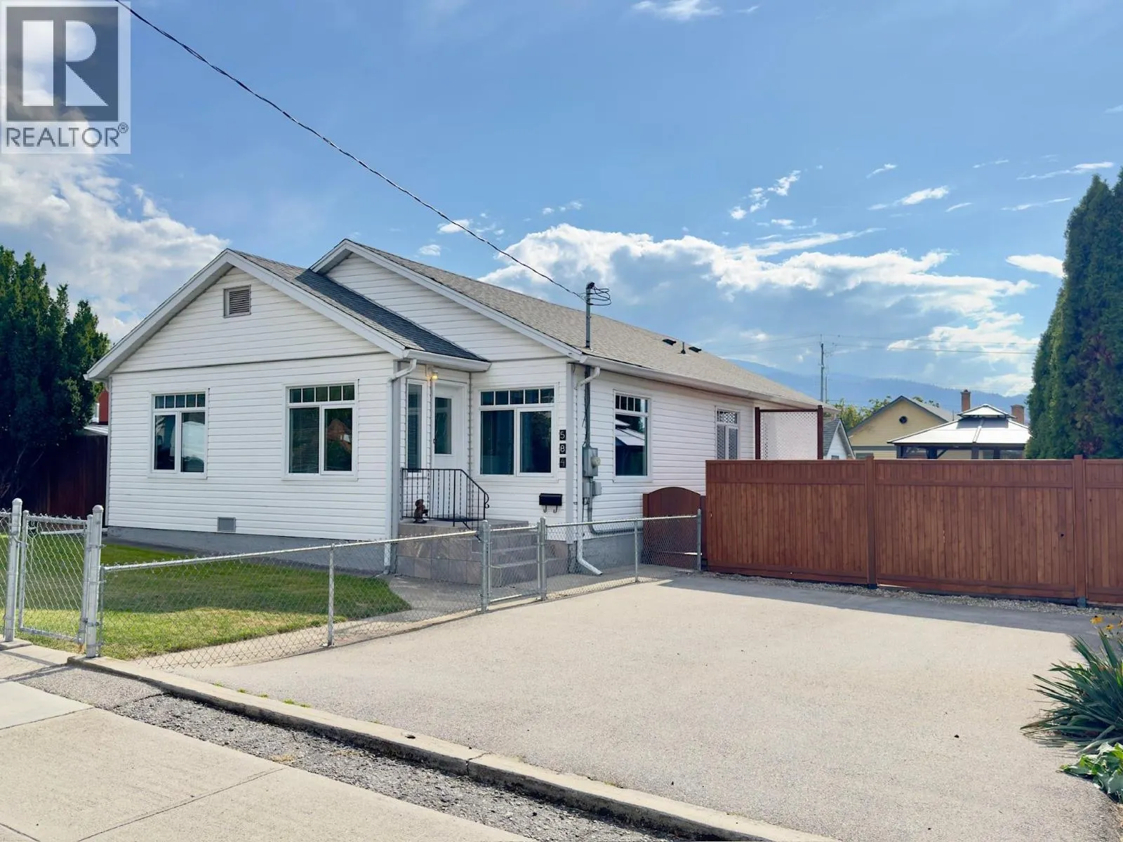 584 Edna Avenue