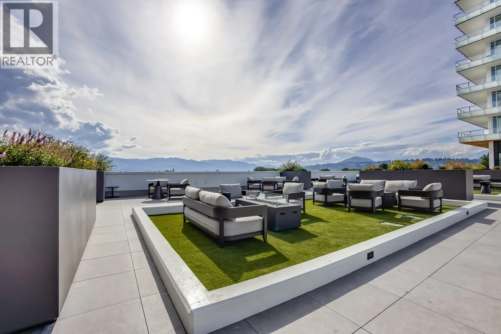 238 Leon Avenue Unit# 1504