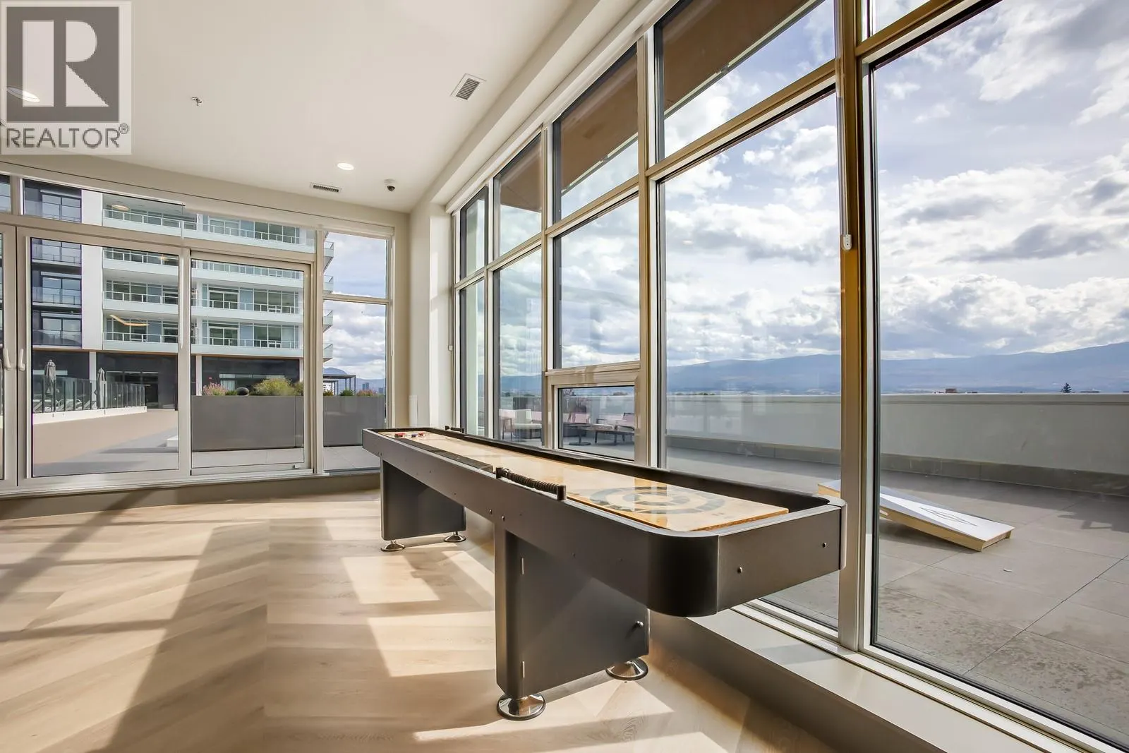 238 Leon Avenue Unit# 1504