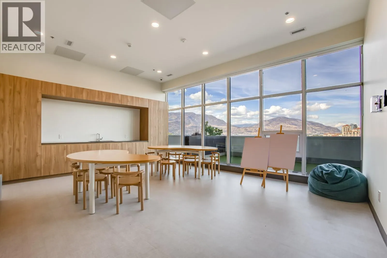 238 Leon Avenue Unit# 1504