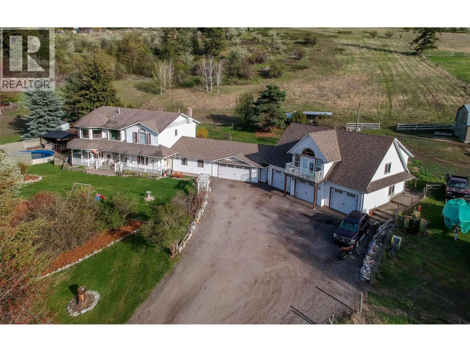 6655 Cosens Bay Road
