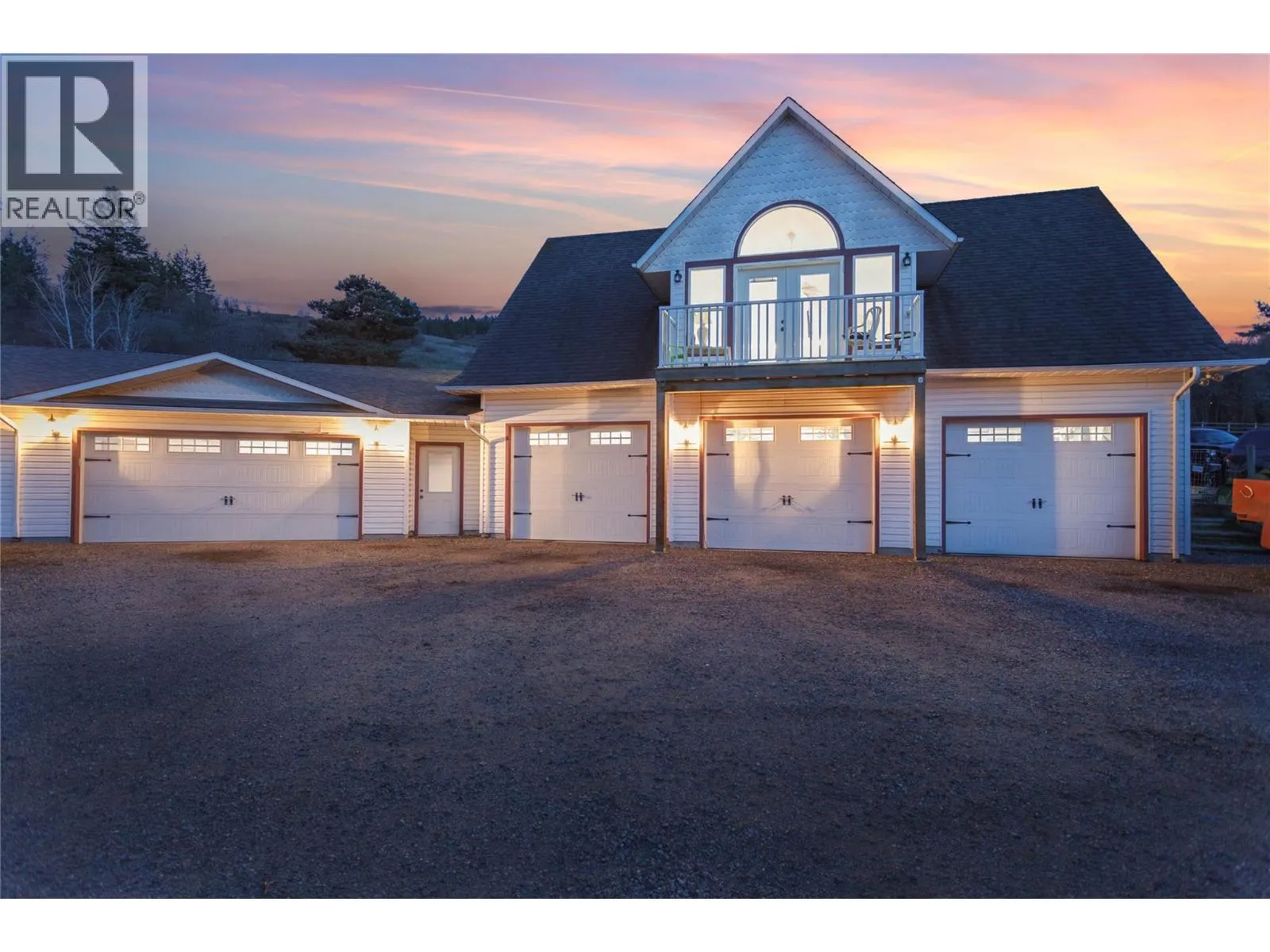 6655 Cosens Bay Road