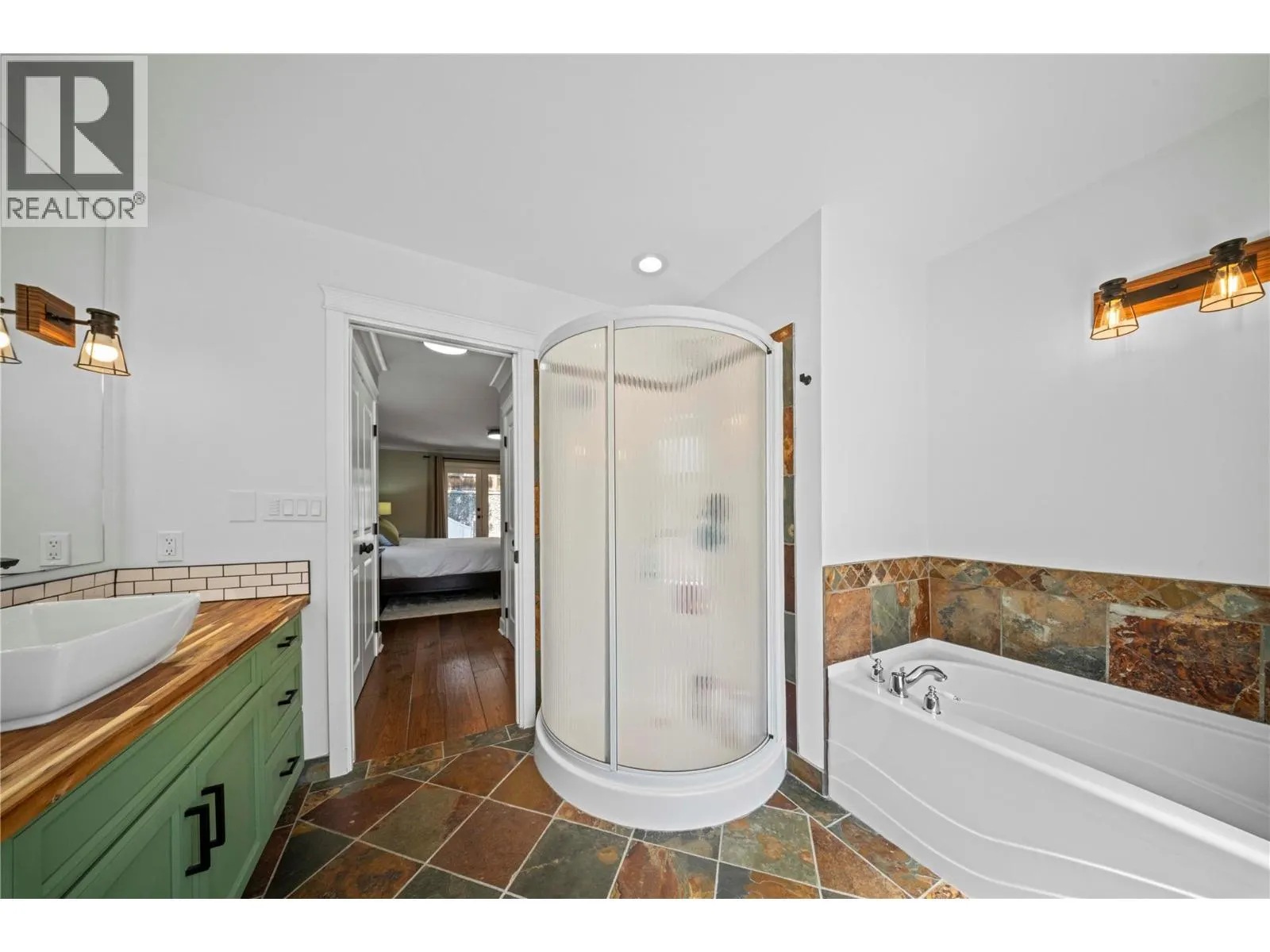 1548 ASSINIBOINE Road