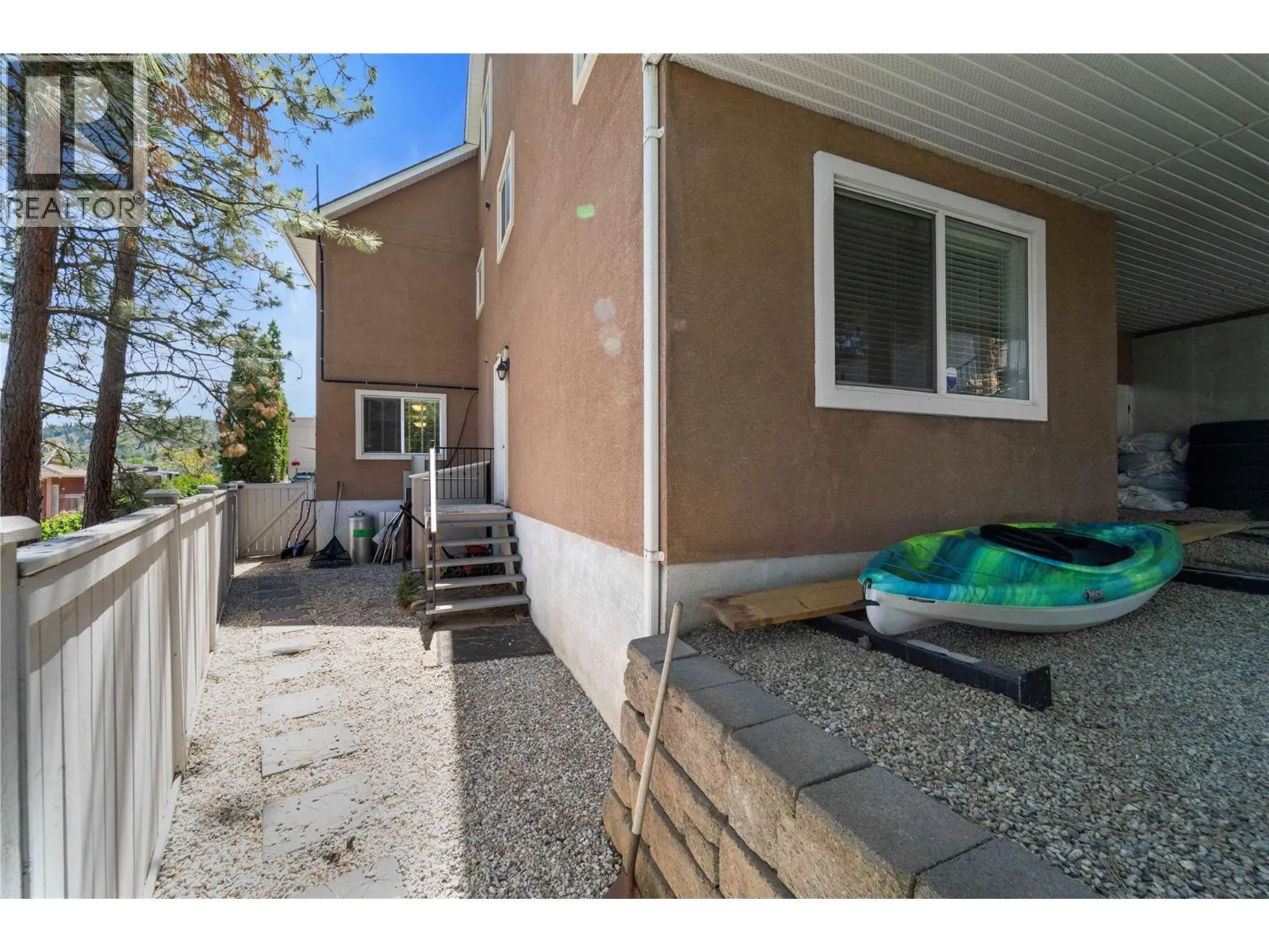 1548 ASSINIBOINE Road