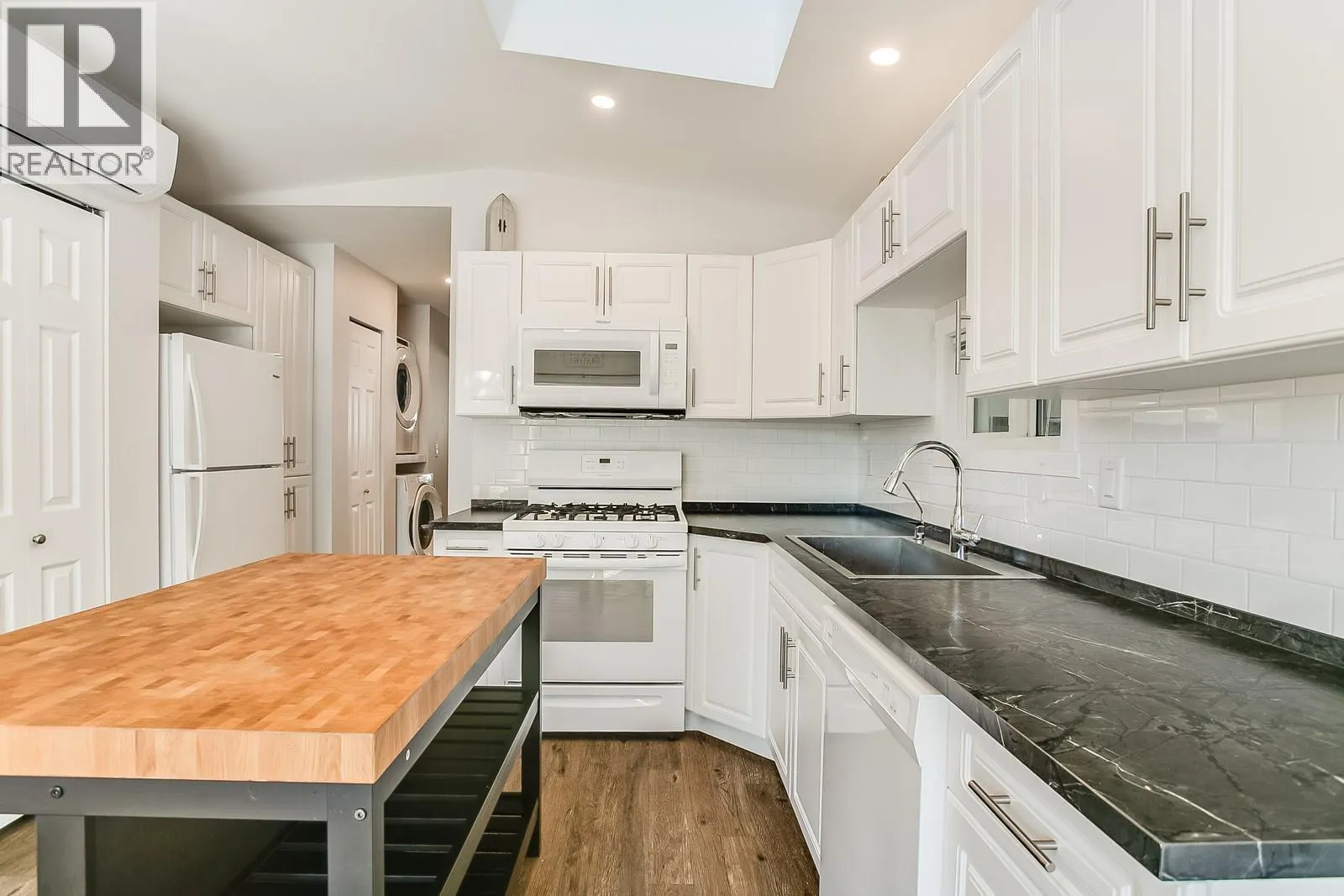 415 Commonwealth Road Unit# 458