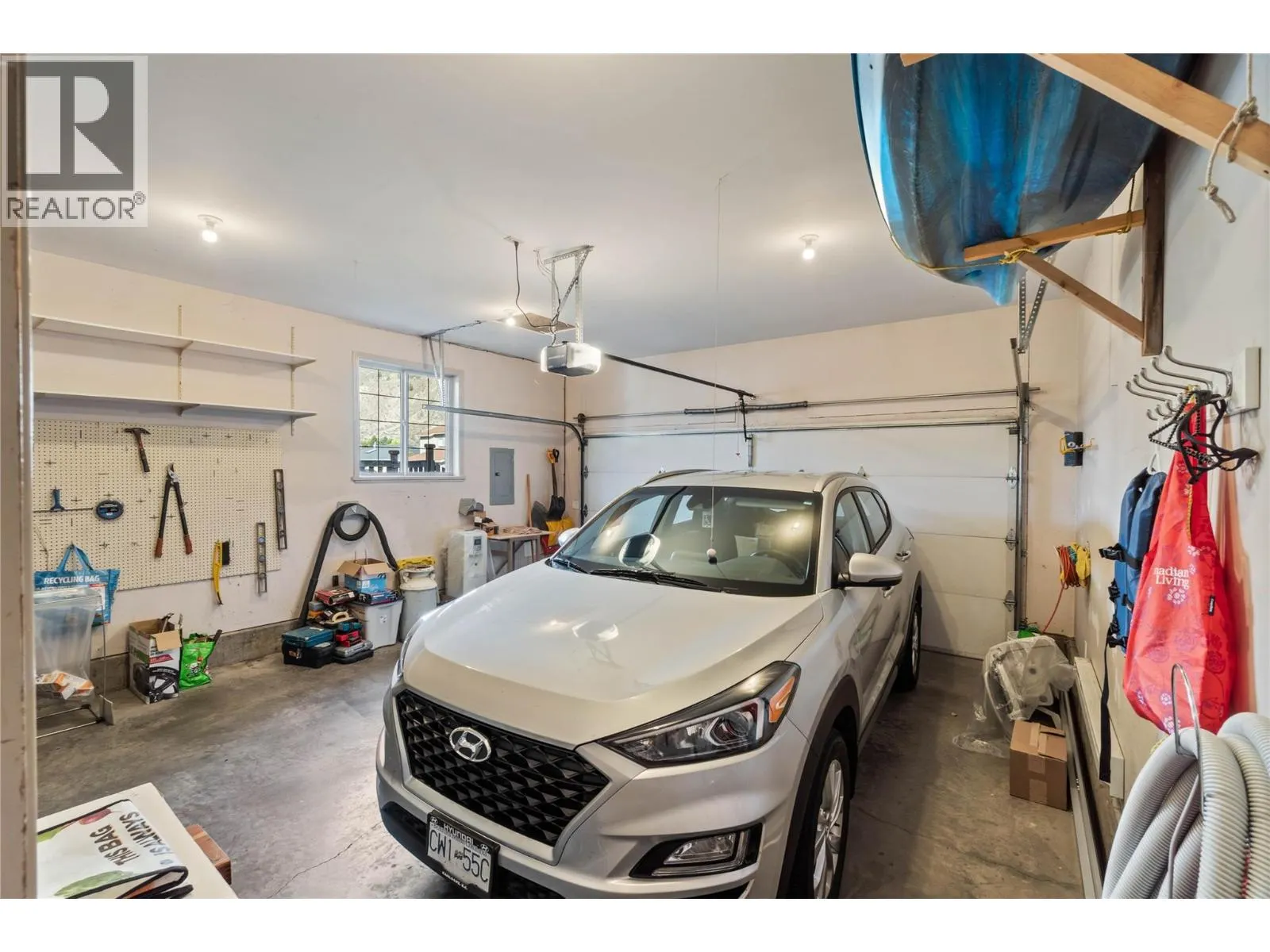 3689 Navatanee Drive